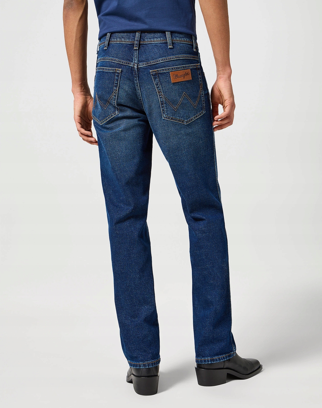 Pánské jednoduché džíny Wrangler Texas Black Hole 112355026 31/32