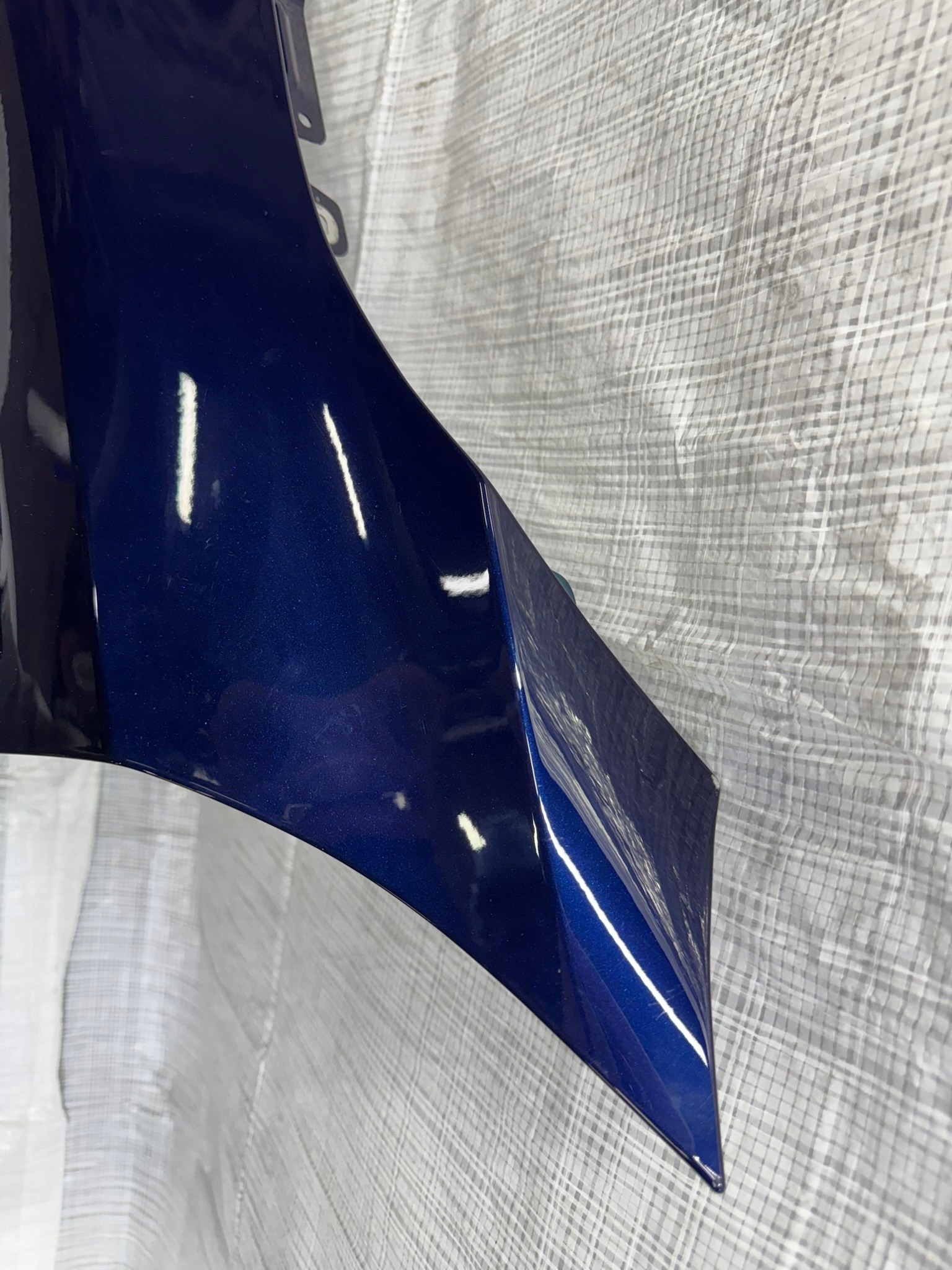 BŁOTNIK LEWY BMW M3 G80 MPOWER Strona zabudowy przód - lewa