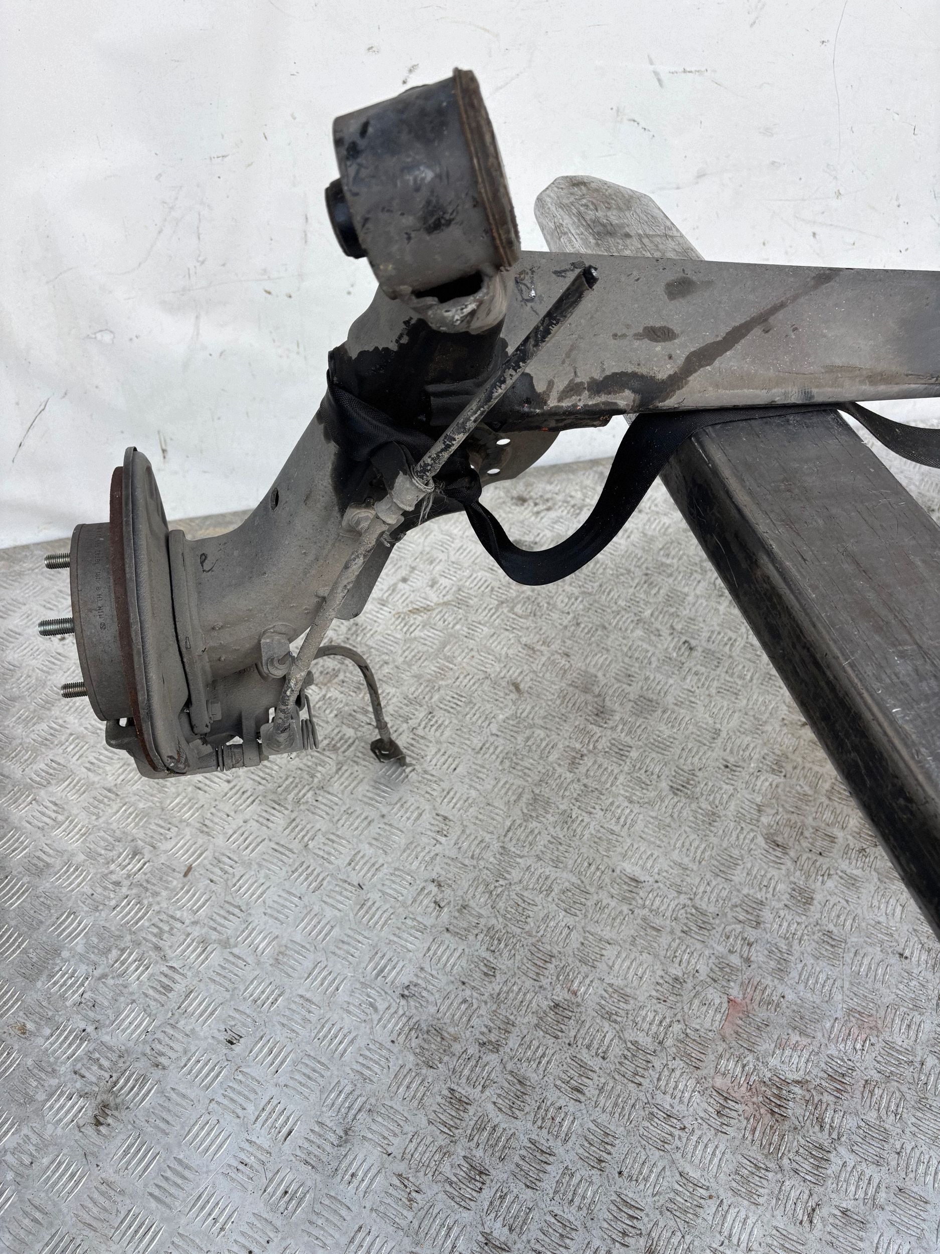 sider rear axis HYUNDAI I10 II 13