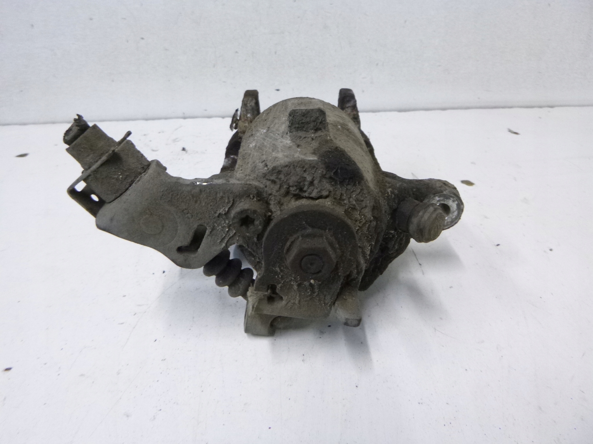 caliper brake rear part Volkswagen Golf IV 1.6 01r.