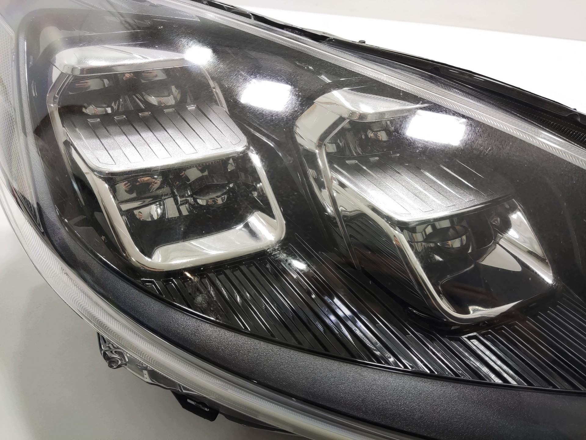 light right front front FULL LED FORD KUGA MK3 2019-2024 EUROPA