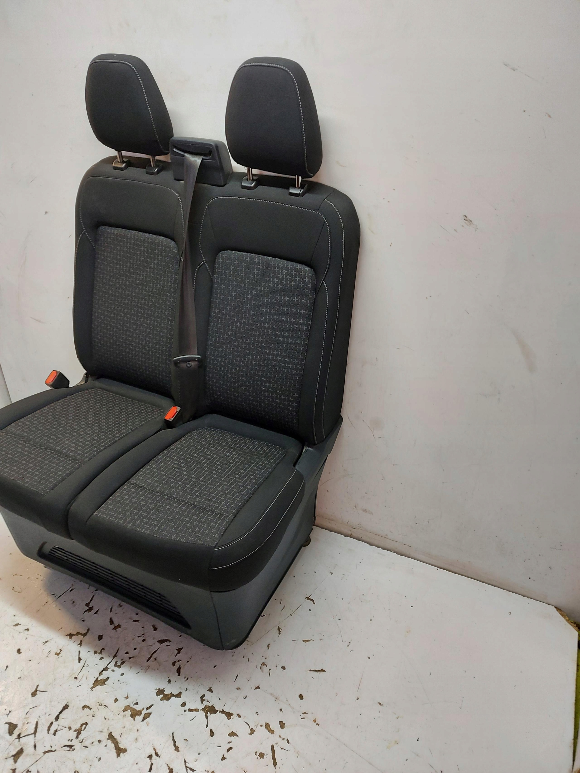 Ford Transit Custom II 2024r seat left front lawka dwojka ANGLIK