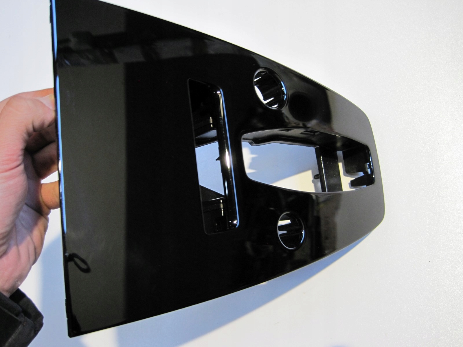 frame TUNELU AUDI Q4 E-TRON 89A864241