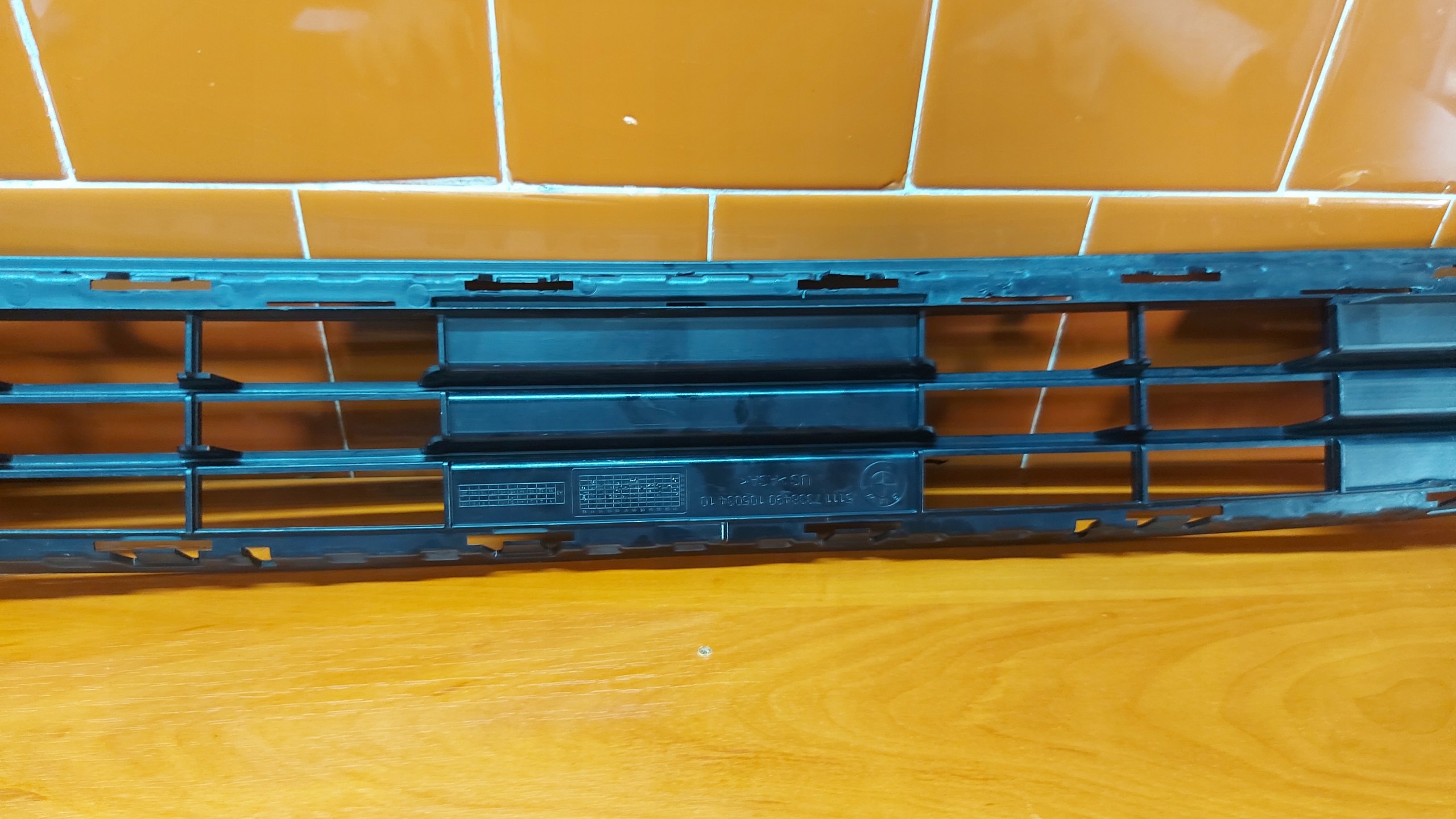 grid of a bumper central front front BMW X4 F26