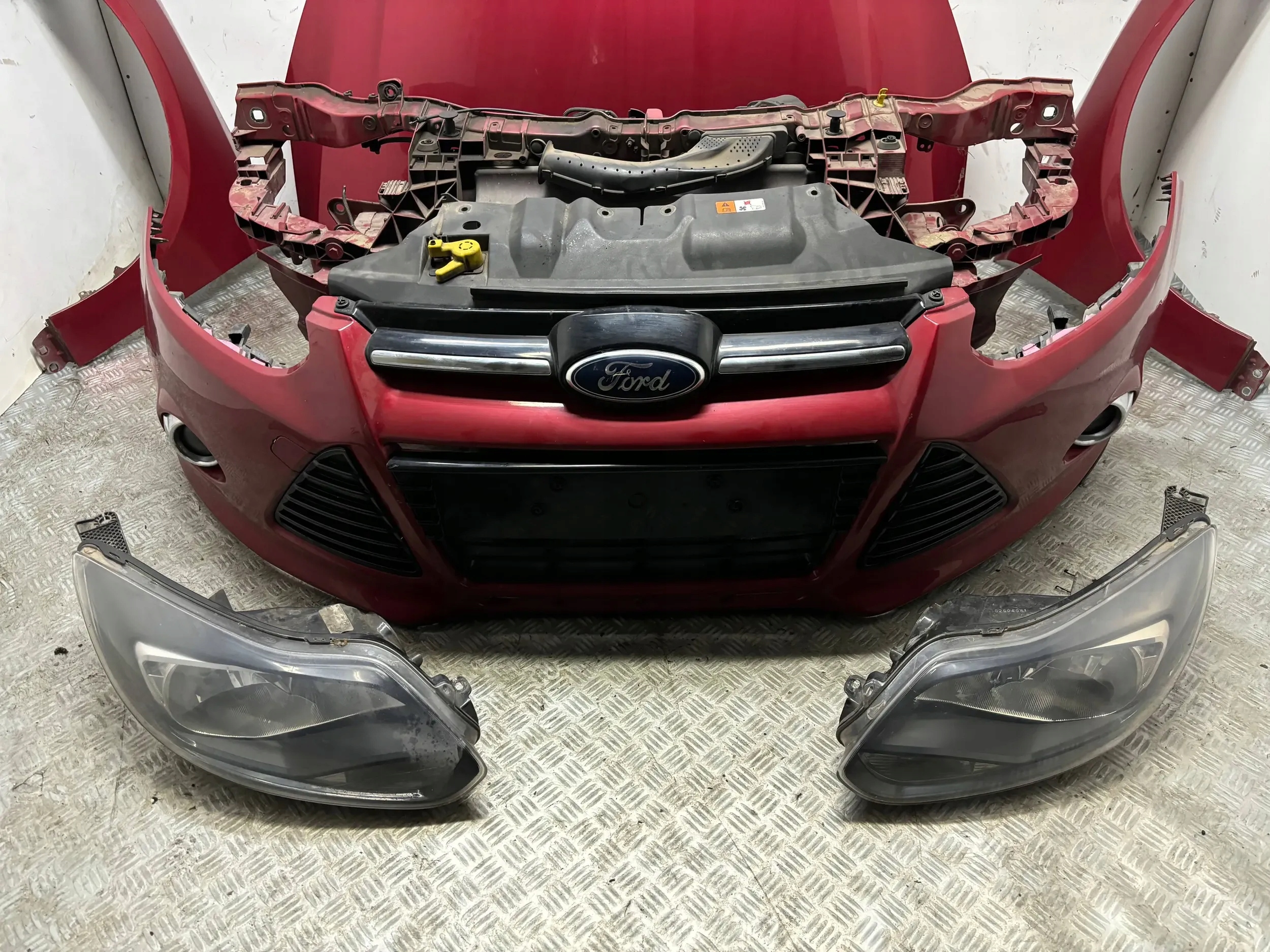 MASKA ZDERZAK LAMPY BŁOTNIK PAS PRZEDNI FORD FOCUS MK3 1.6 UB KPL Numer katalogowy części OB