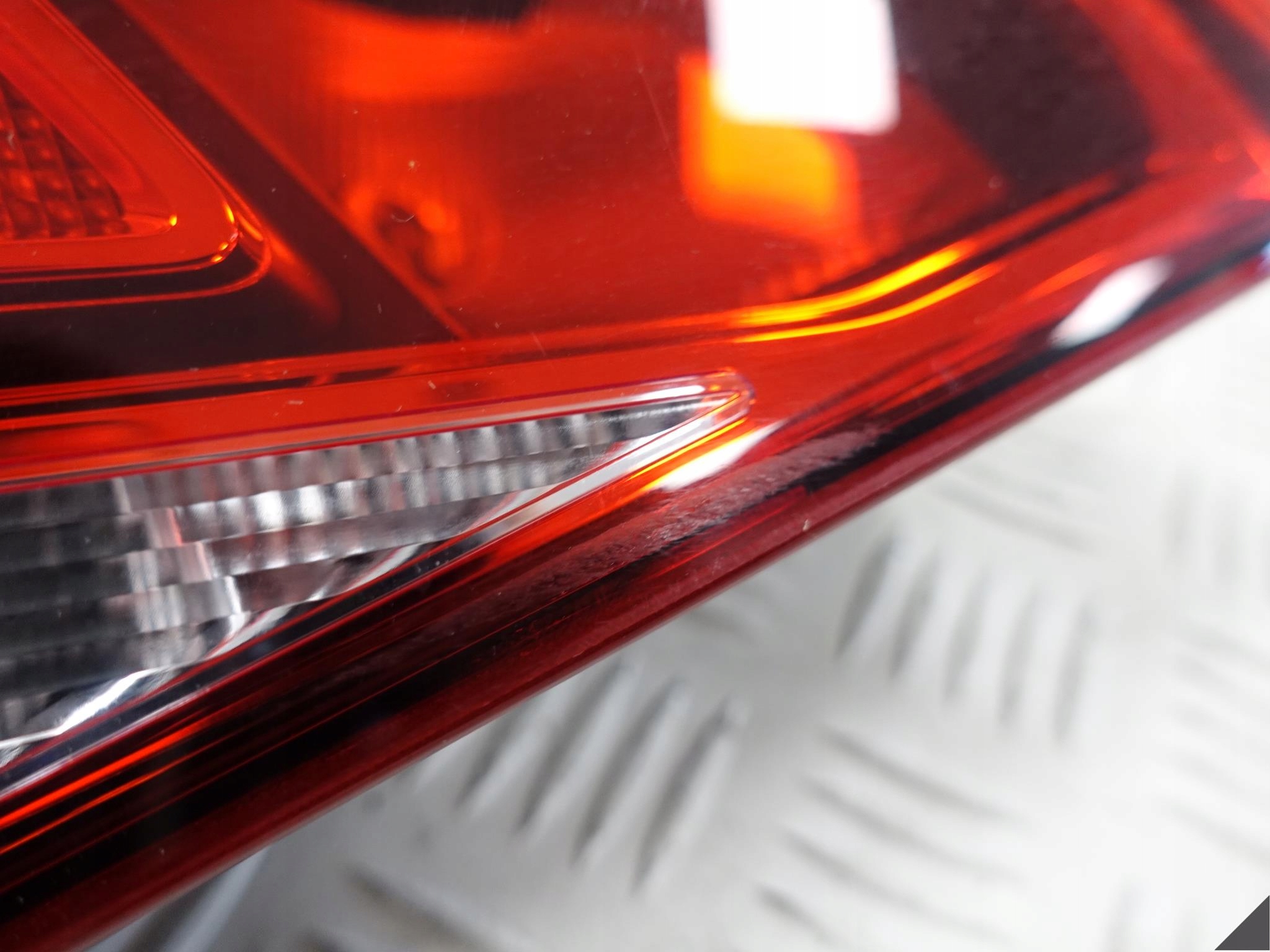 AUDI A3 8V4 LIFT 17- SPORTBACK trunk door LED left rear part