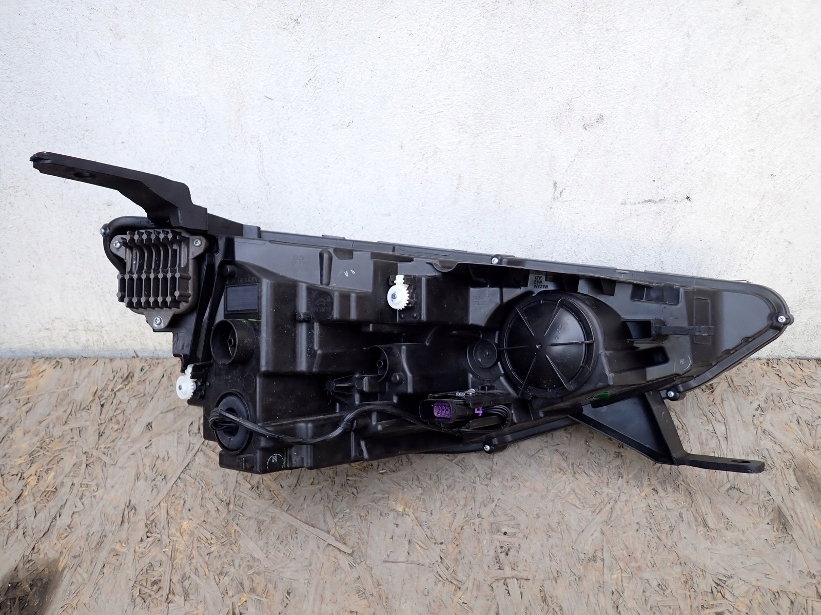 light left REFLEKTOR left FULL LED MG MG5 5 V EV 2020