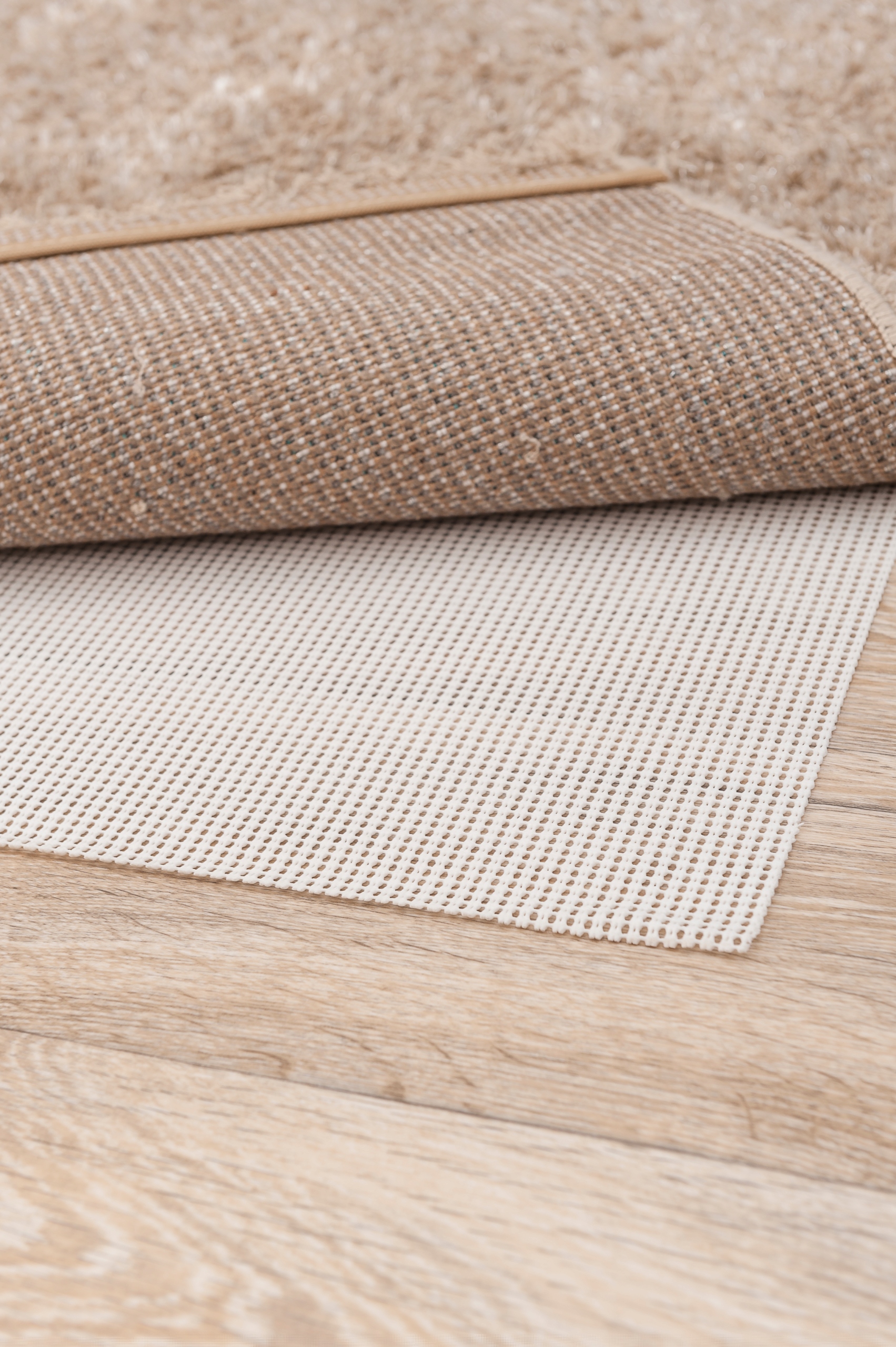 Mata siatka antypoślizgowa pod dywan 120x160 cm Stan opakowania oryginalne