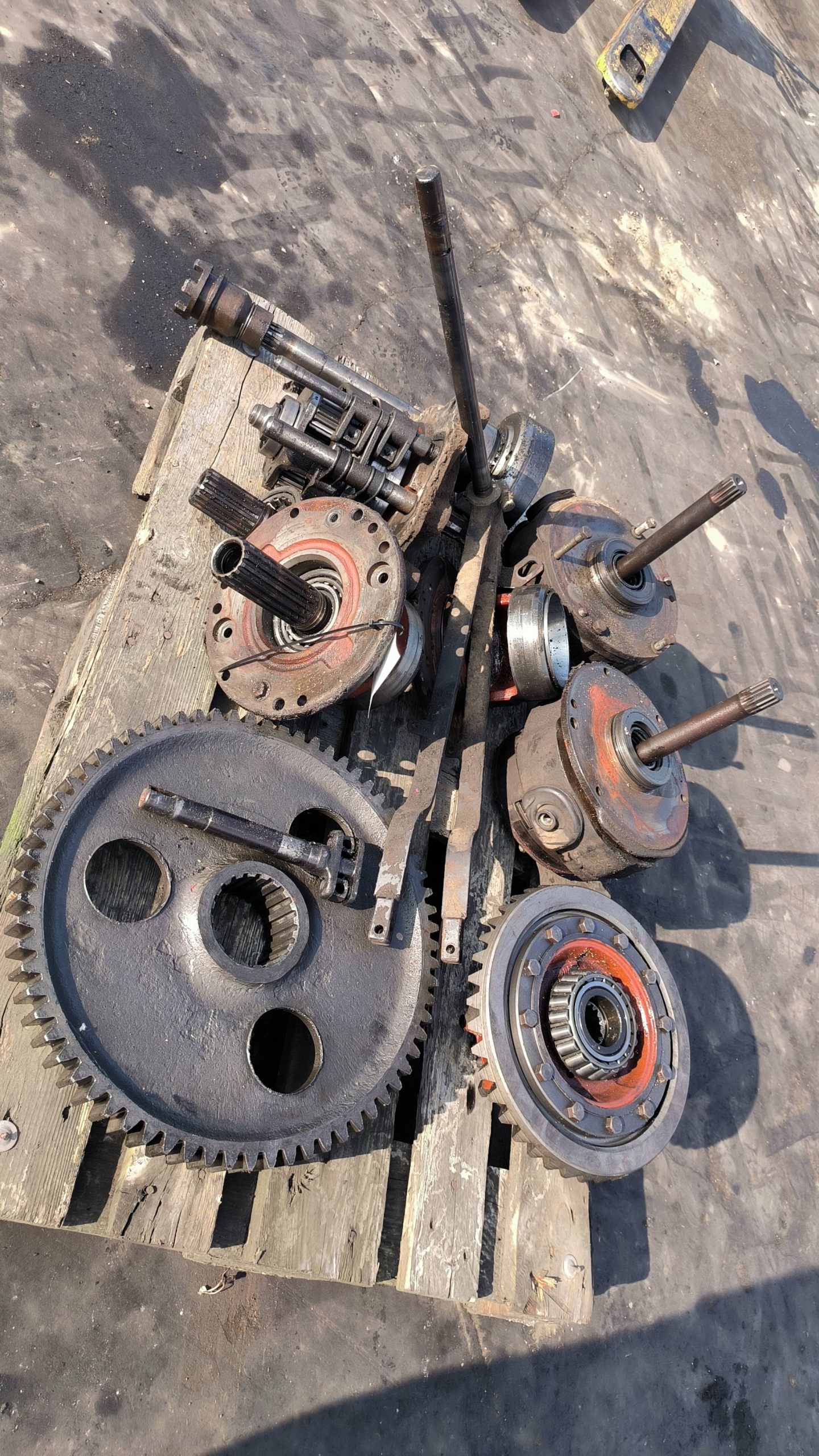 WKLAD MOSTU heck Getriebe BELARUS MTS 820