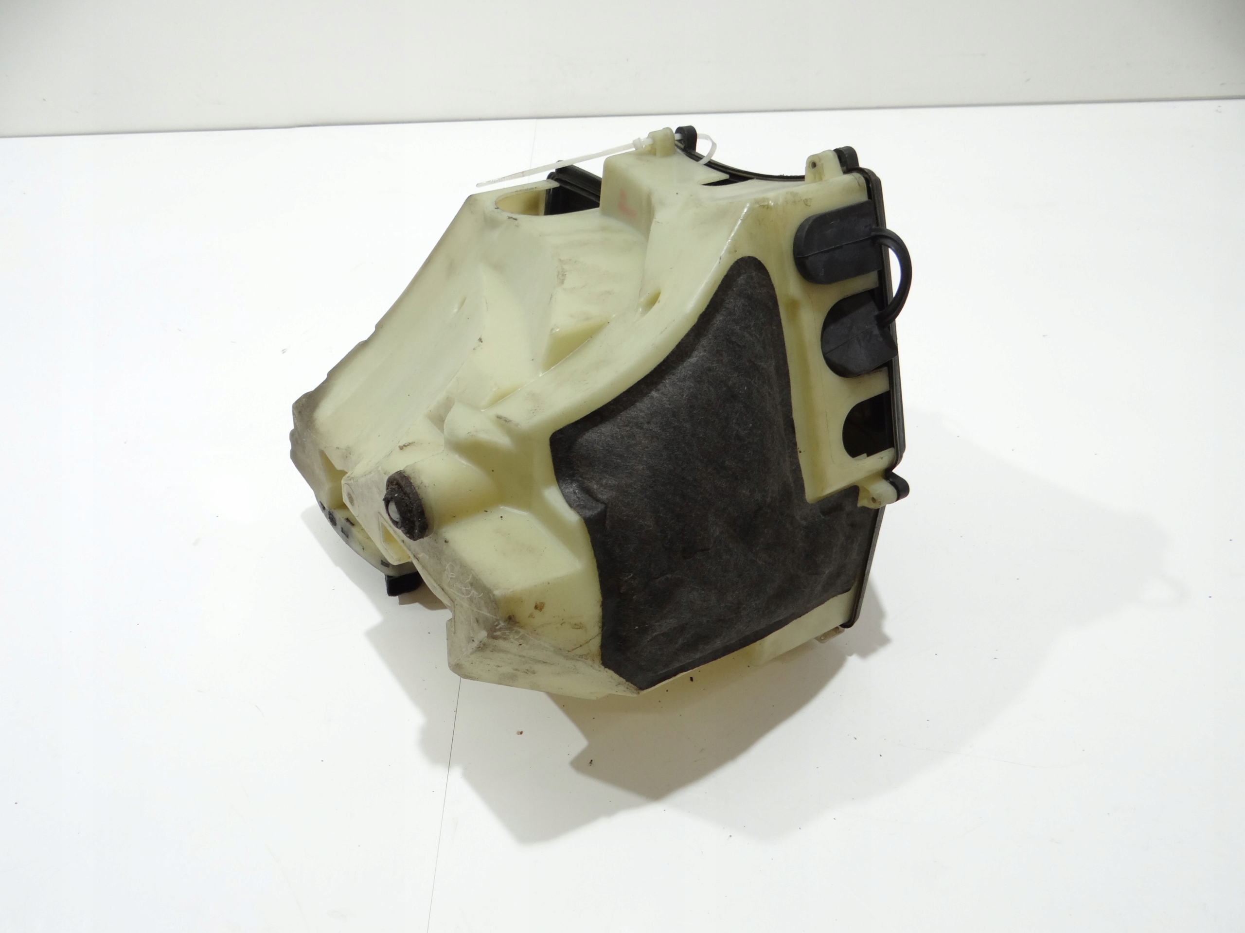 obal obalu pojistek BMW E61 EU N62 7520899