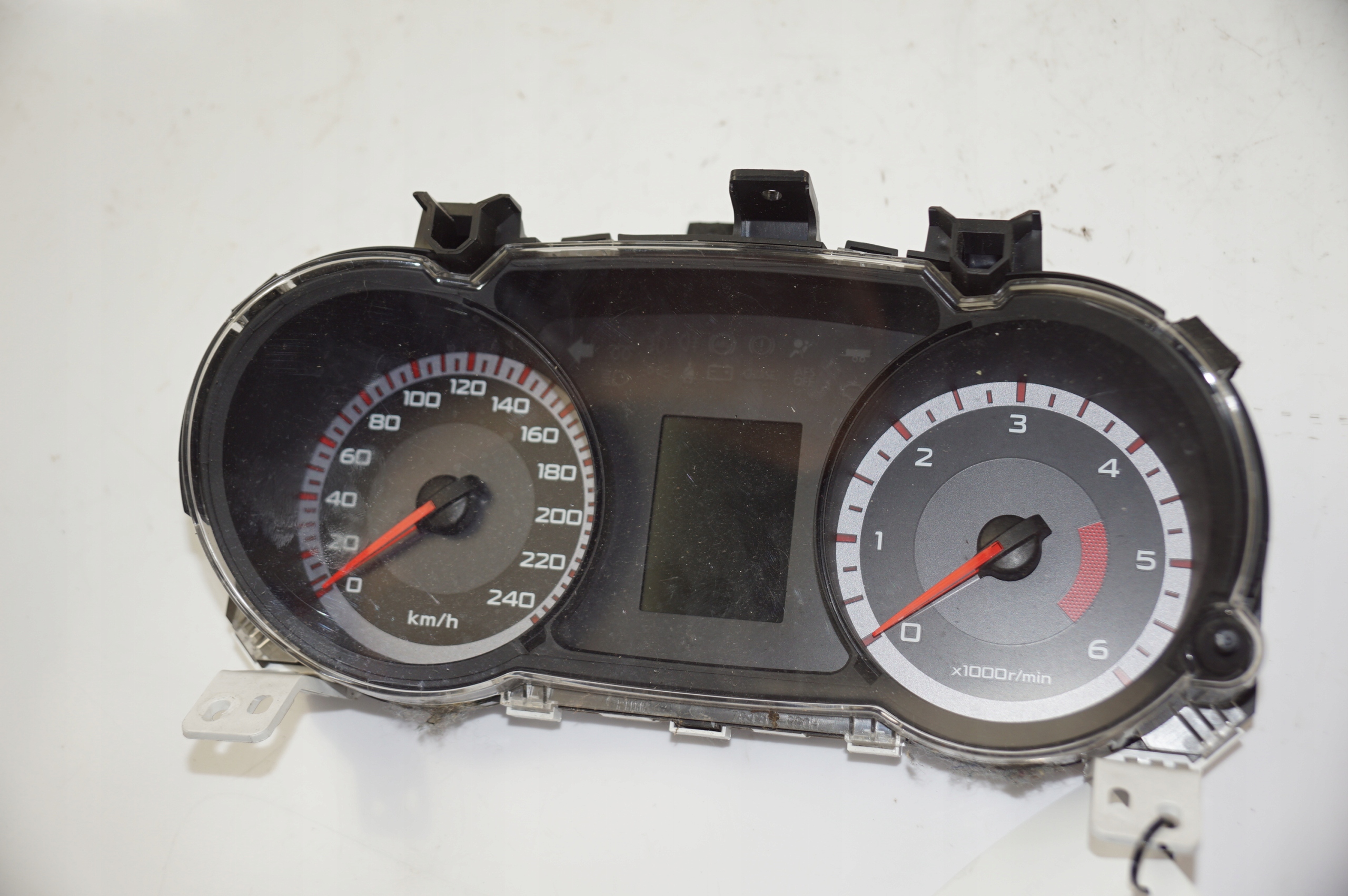 dials clock 8100A485A CITROEN C-CROSSER