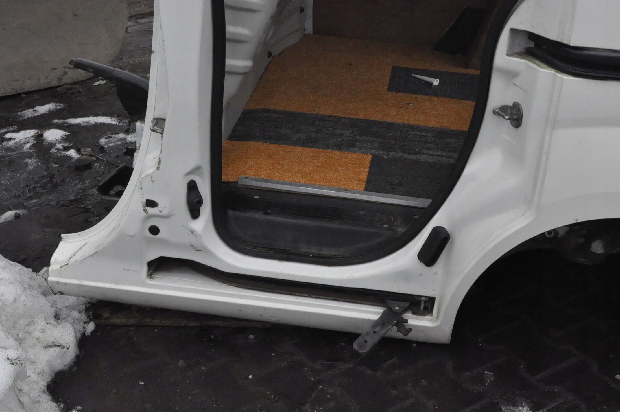 FIAT FIORINO III PAS TYŁ DUPA ĆWIARTKA LEWY PRAWY Producent części Fiat OE