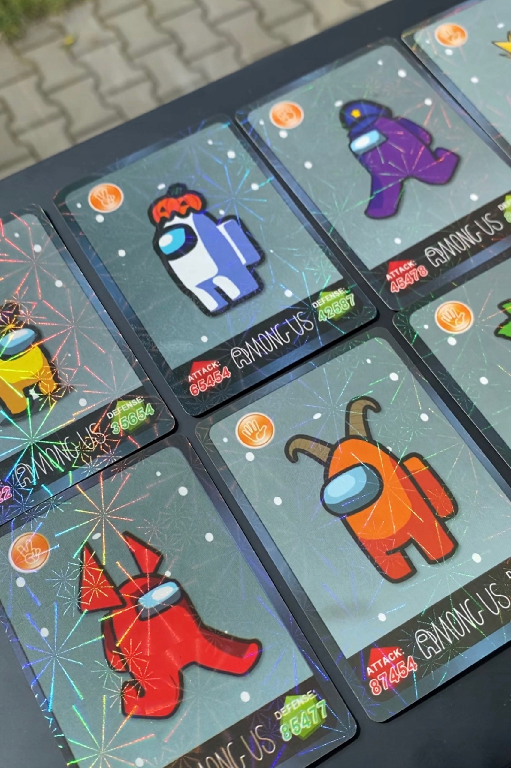 KARTY AMONG US 12 szt BOOSTER 96 kart ZESTAW Nazwa AMONG US 288 KART