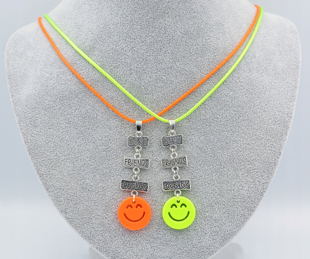 2x Wisiorek BEST FRIENDS FOREVER buźka smile BFF Materiał Inny