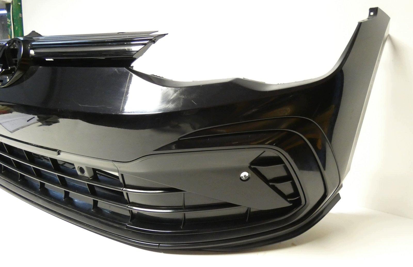 VW GOLF VIII 8 R-LINE 5H0807221 below 4 PDC bumper front front