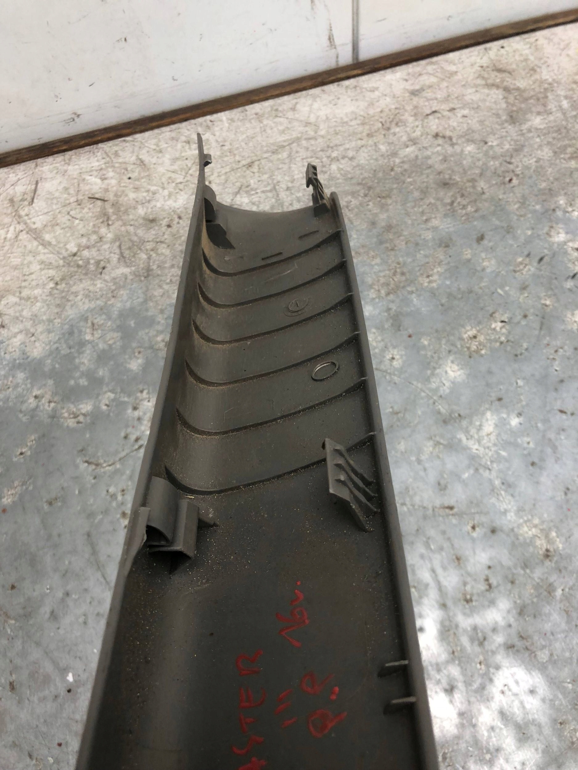 cover SLUPKA right front RENAULT MASTER III 769110008R