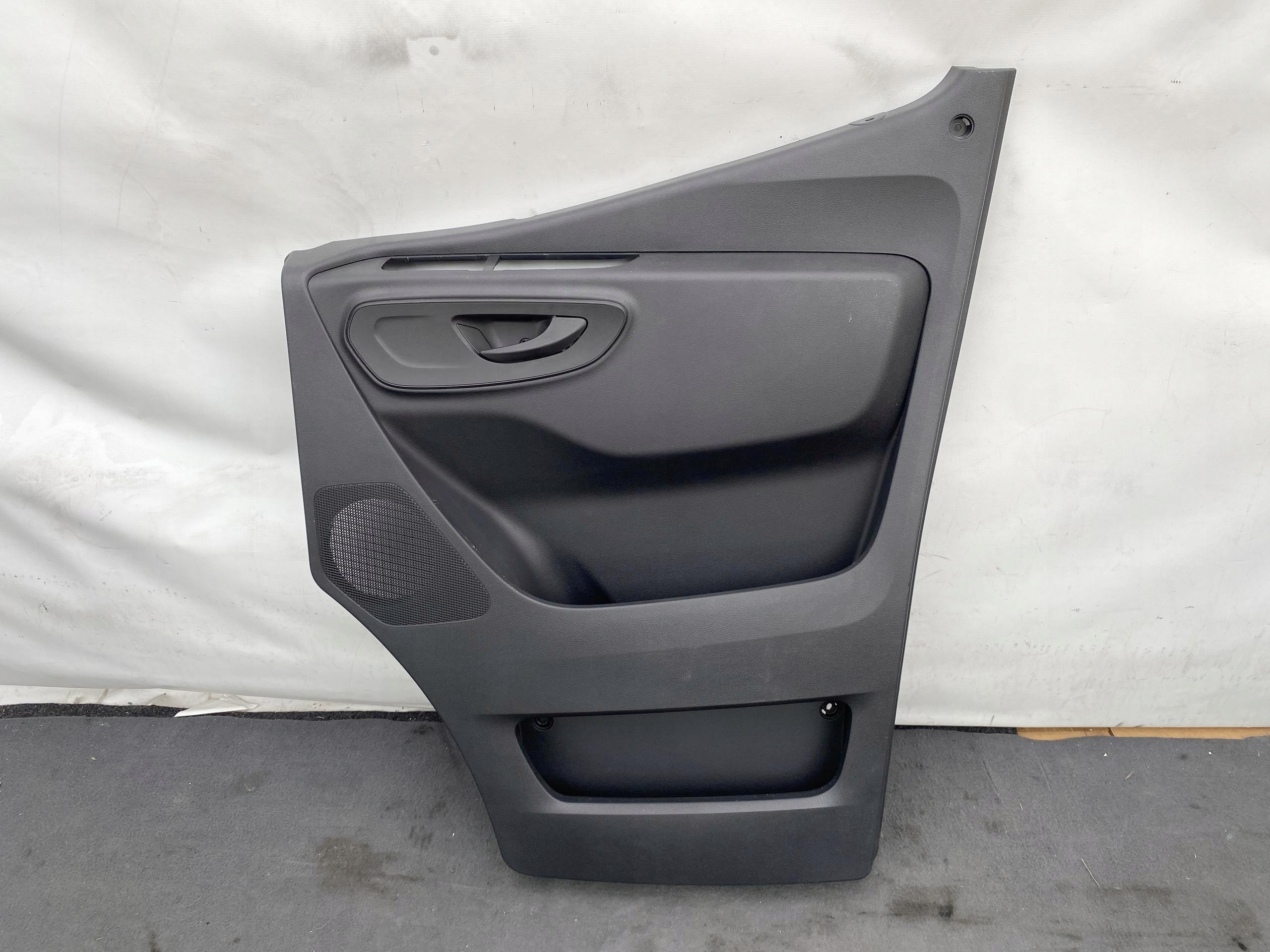 SPRINTER 907 910 17- side door PRZEDNICH right original A9077272300