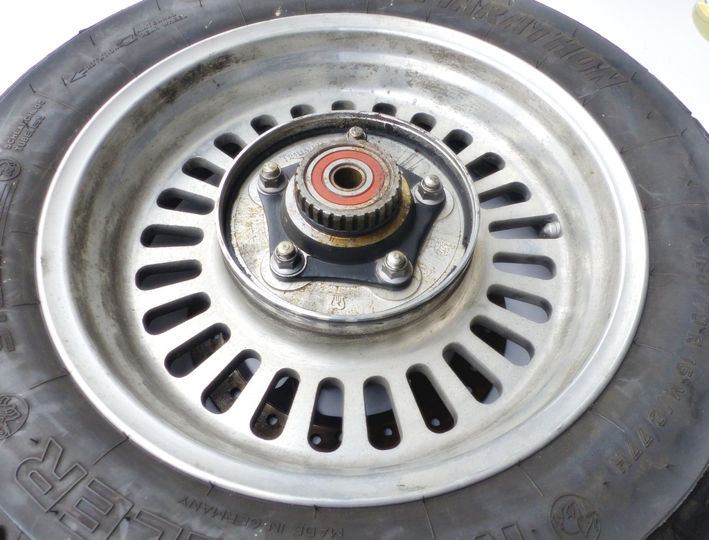 FELGA TYŁ TARCZA OPONA TRIUMPH ROCKET 3 TOURING Kod producenta TRIUMPH ROCKET 3 TOURING