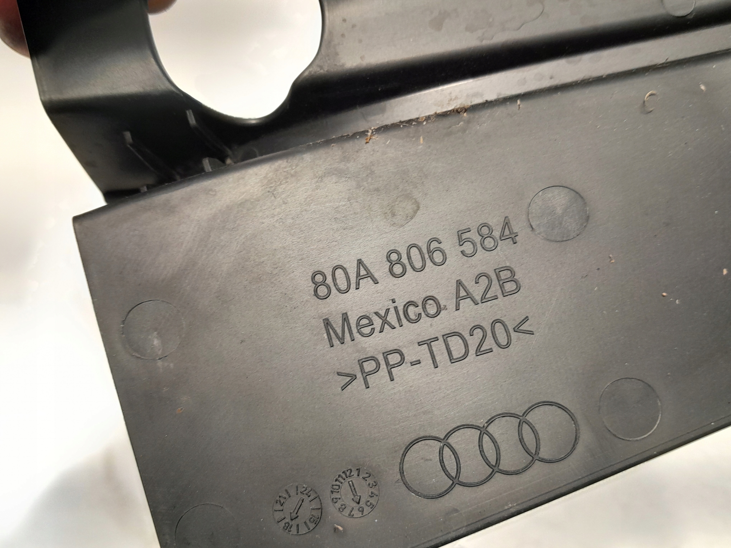 AUDI Q5 80A Joint Couverture KOMORY Moteur 80A806584