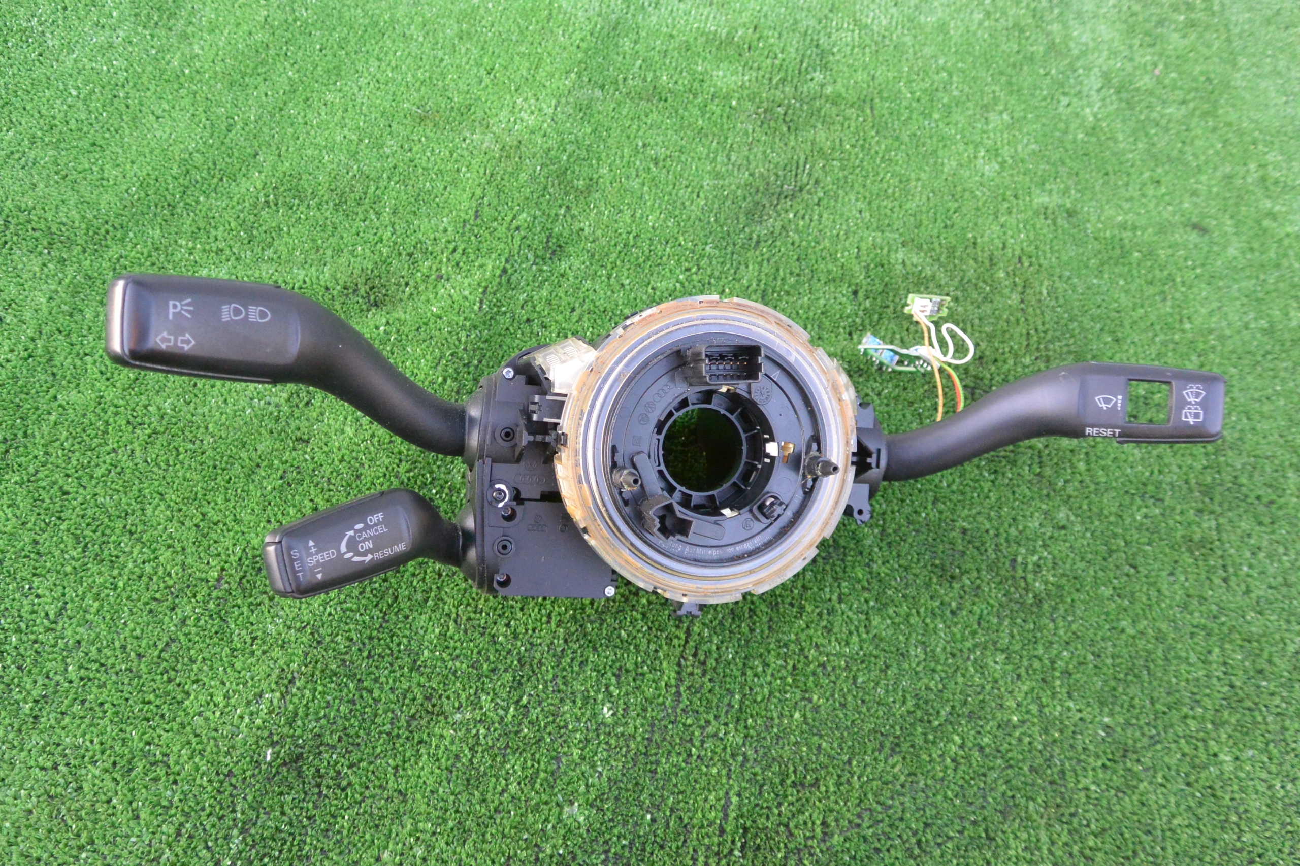 steering wheel levers and controls control ring AUDI Q7 4L