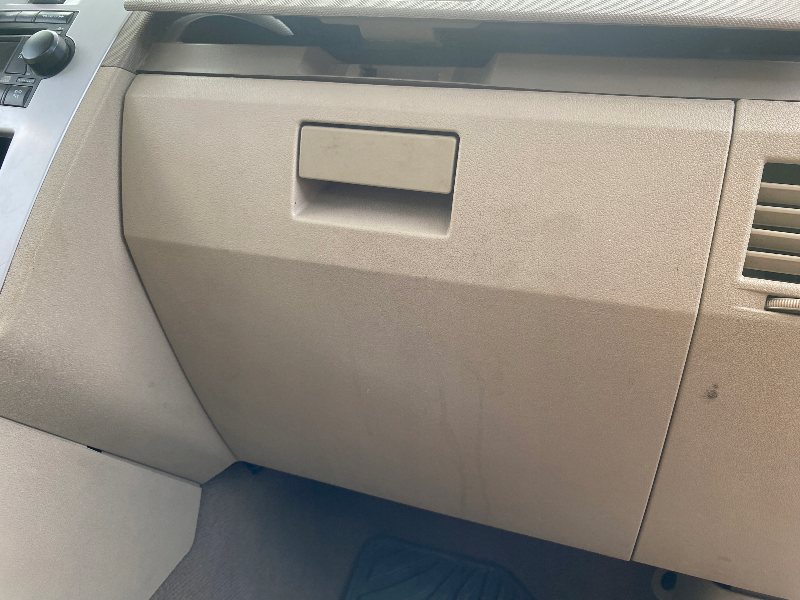 Handschuhfach des Beifahrers Dodge Caliber 06-12