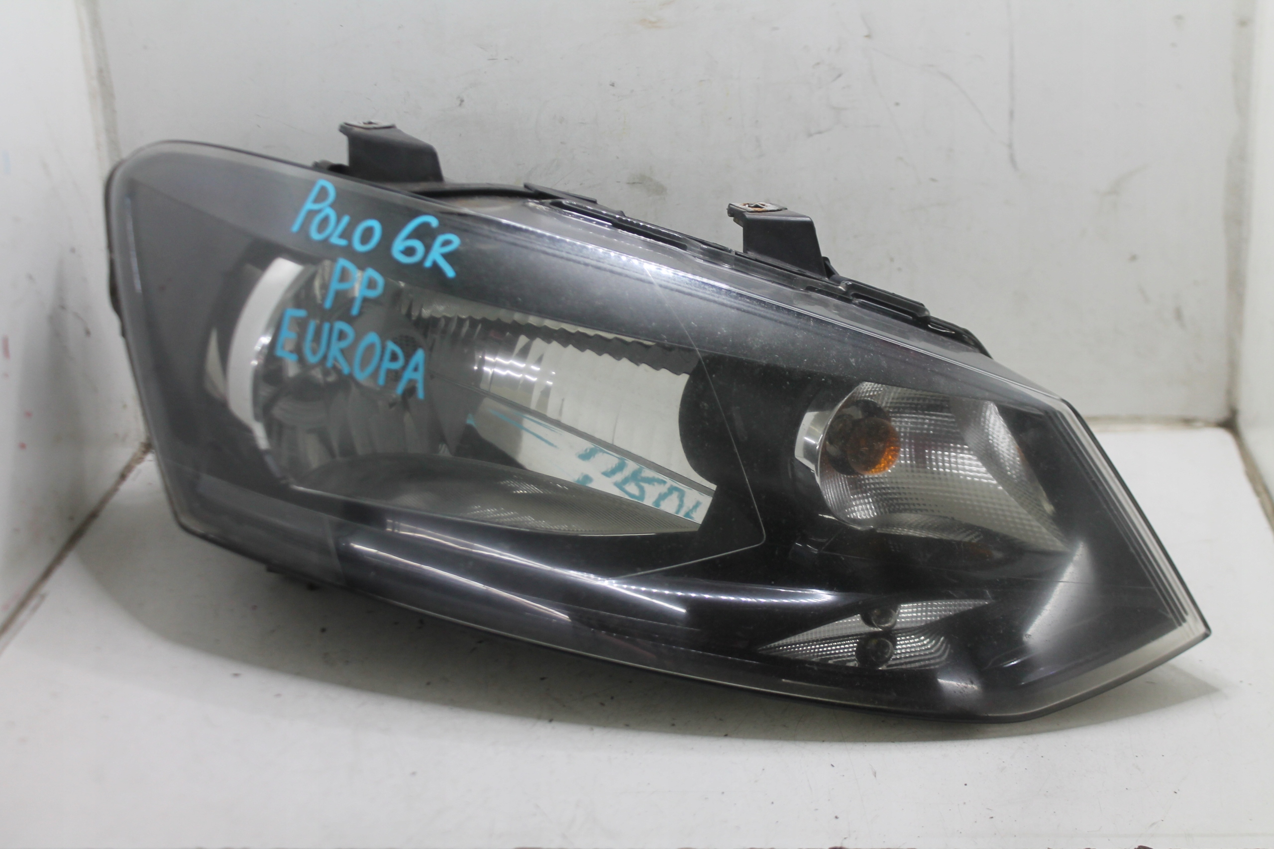 light right front right front 6R1941016C VW POLO V 6R 09-14 EURO