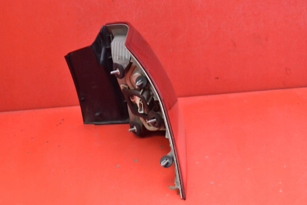 light left rear part rear 24469461BR OPEL VECTRA C KOMBI 02-05