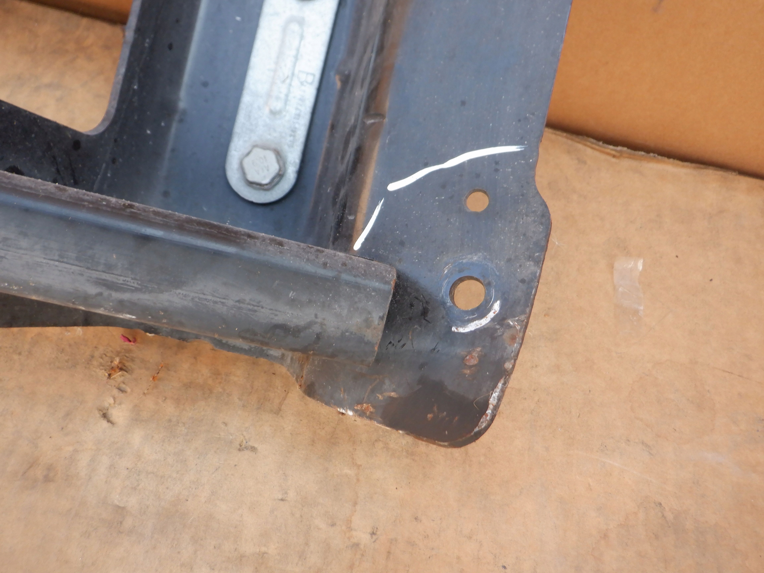 BELKA TYLNEGO ZDERZAKA FORD F150 XL 2015 2020 Installation side rear