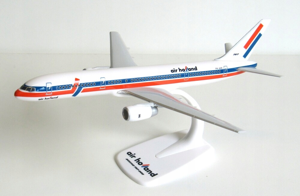 Model letadla Boeing 757-200 Air Holland 1:200