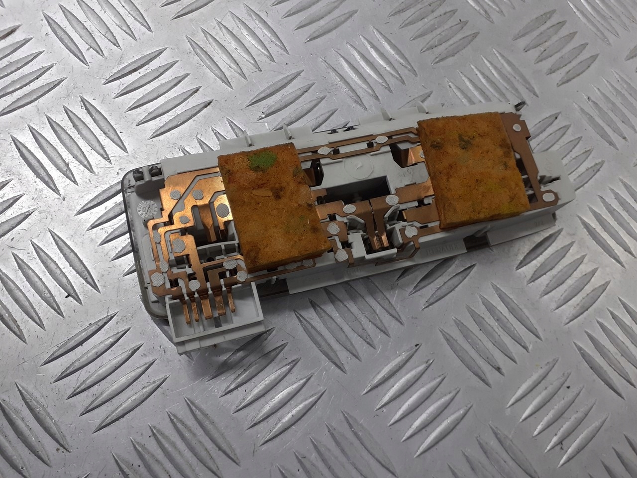 Освещение Кузова перед renault LAGUNA II