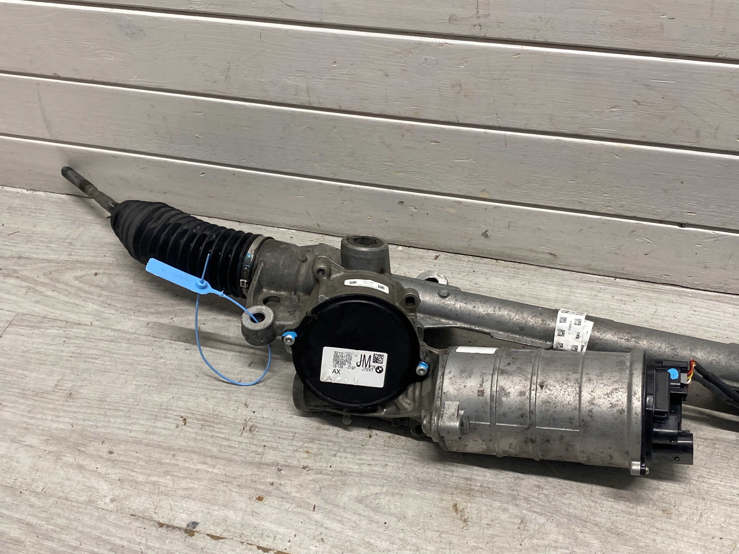 UKLAD servo control BMW 4 G22 G23 G26 JM 6897810