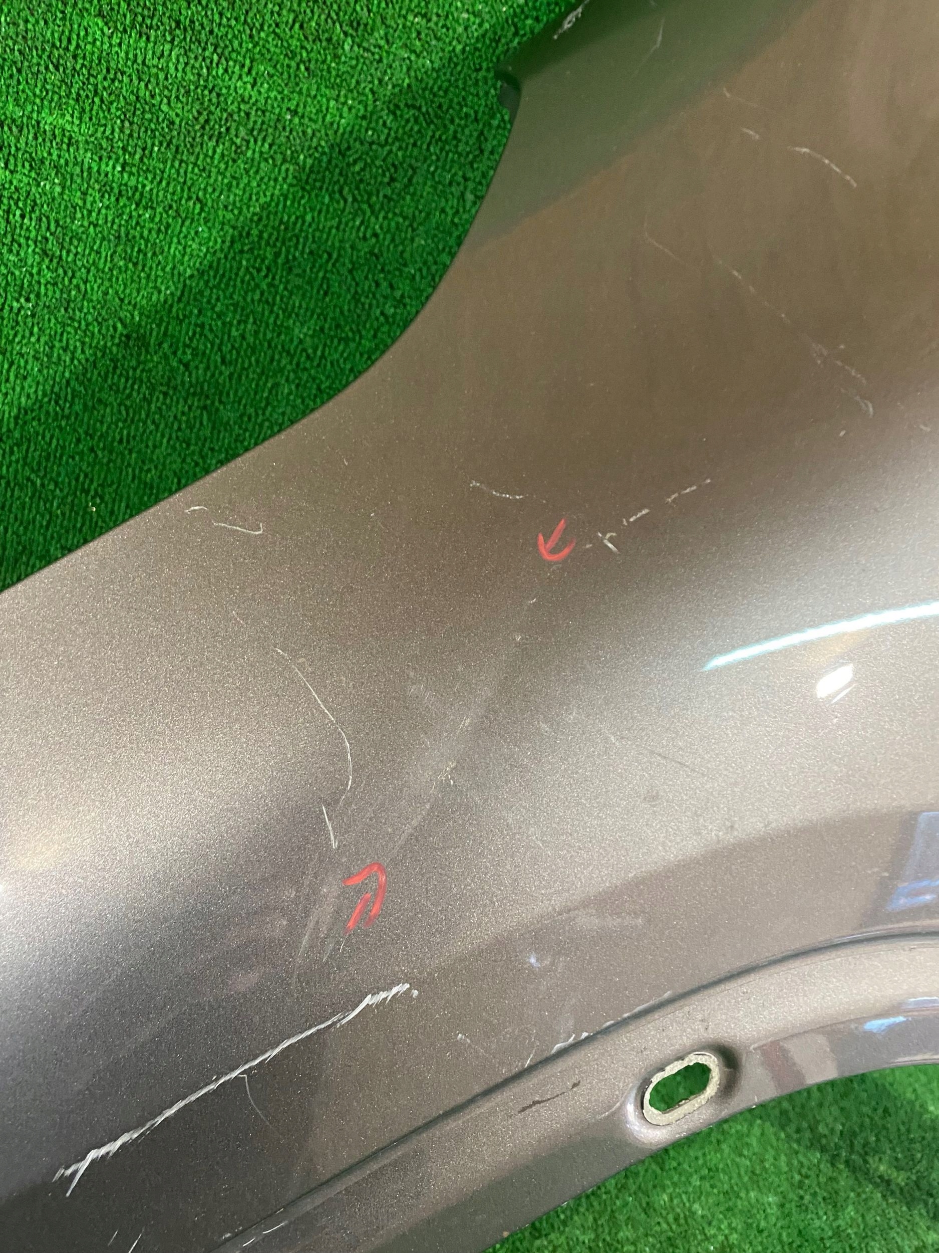 blatník přední levý předek MERCEDES GLA W247
