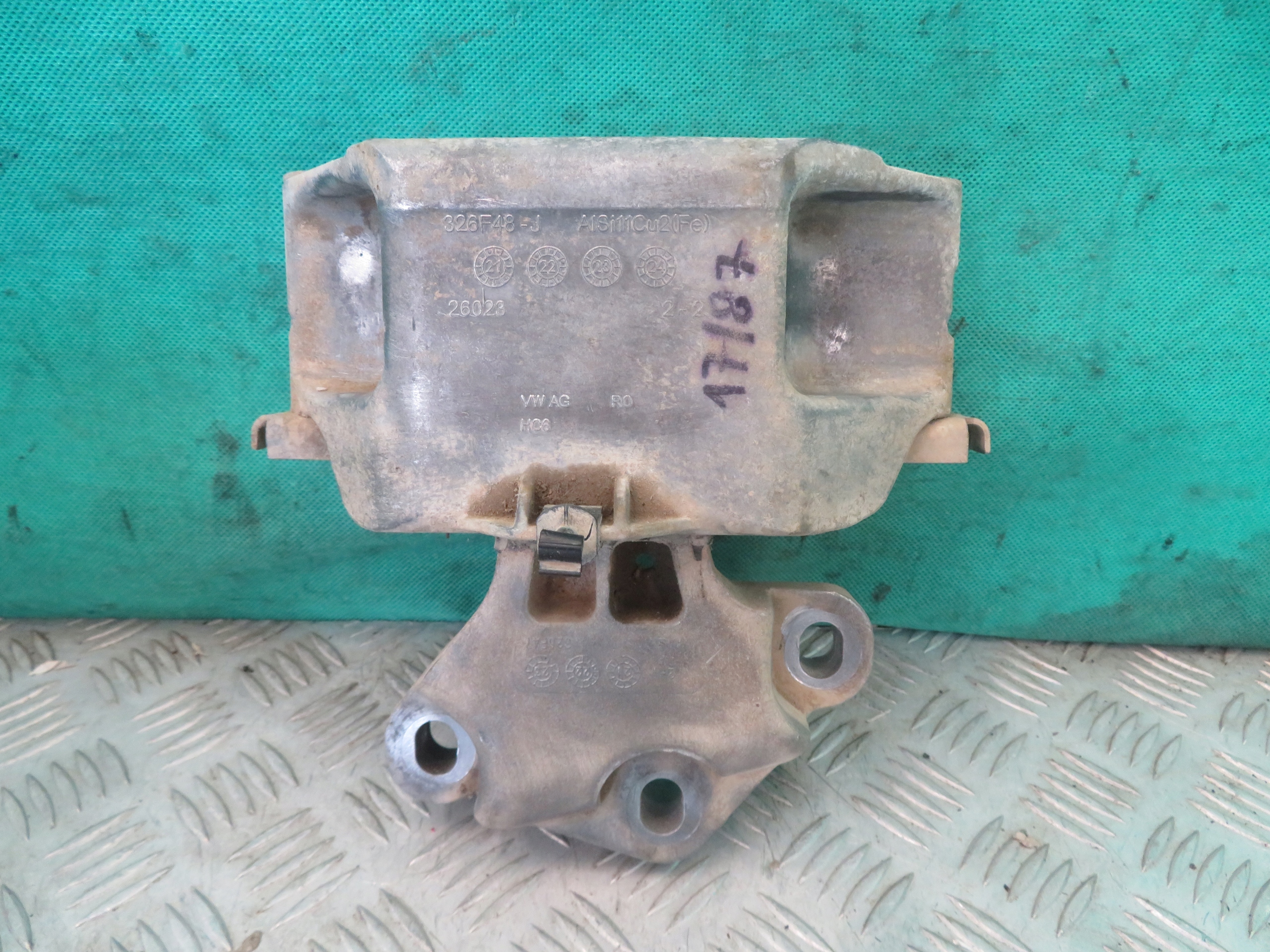 engine mount VW CRAFTER MAN 326F48-J