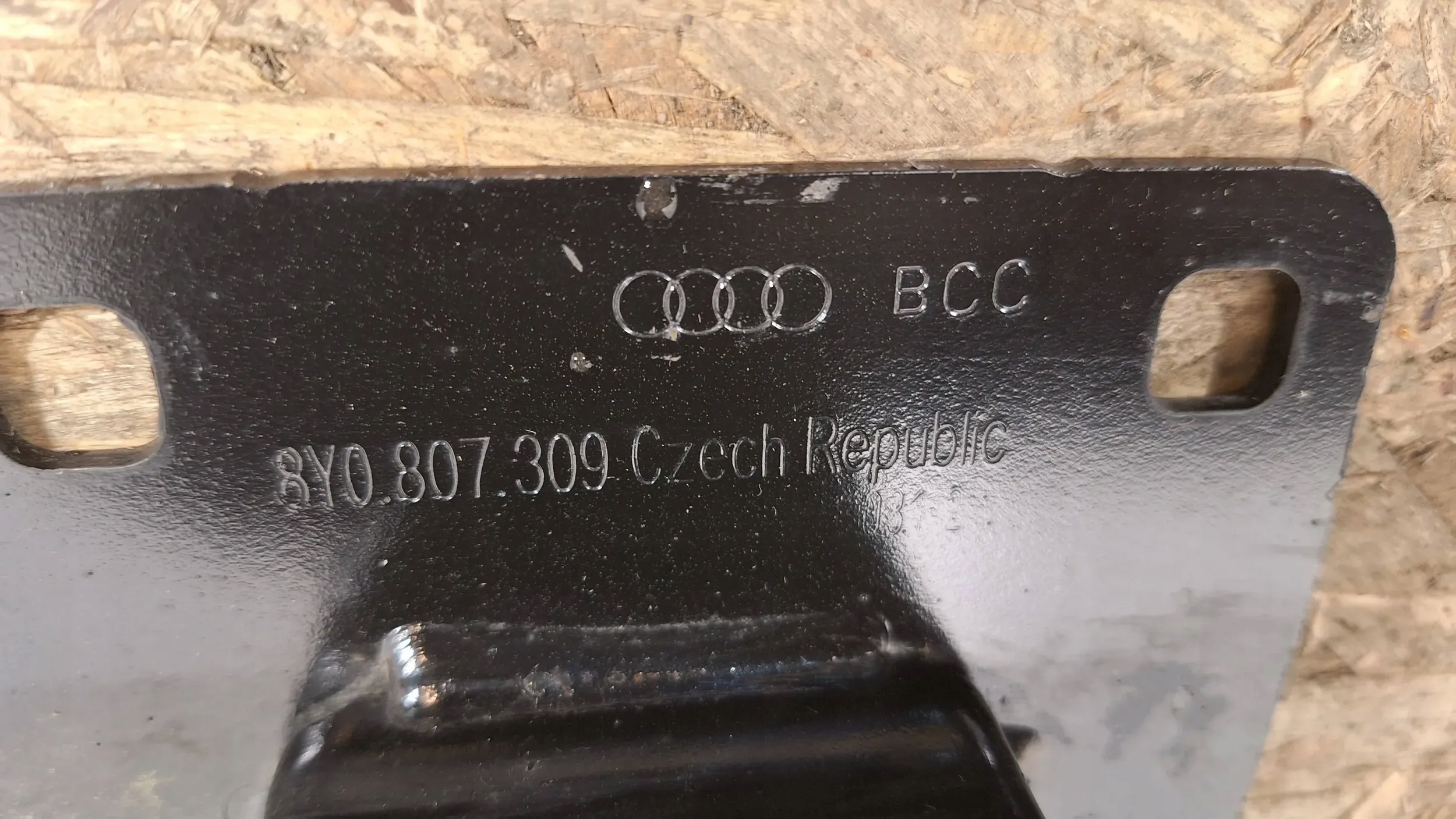 bumper support rear part 8Y0807309 Audi A3 8Y 20
