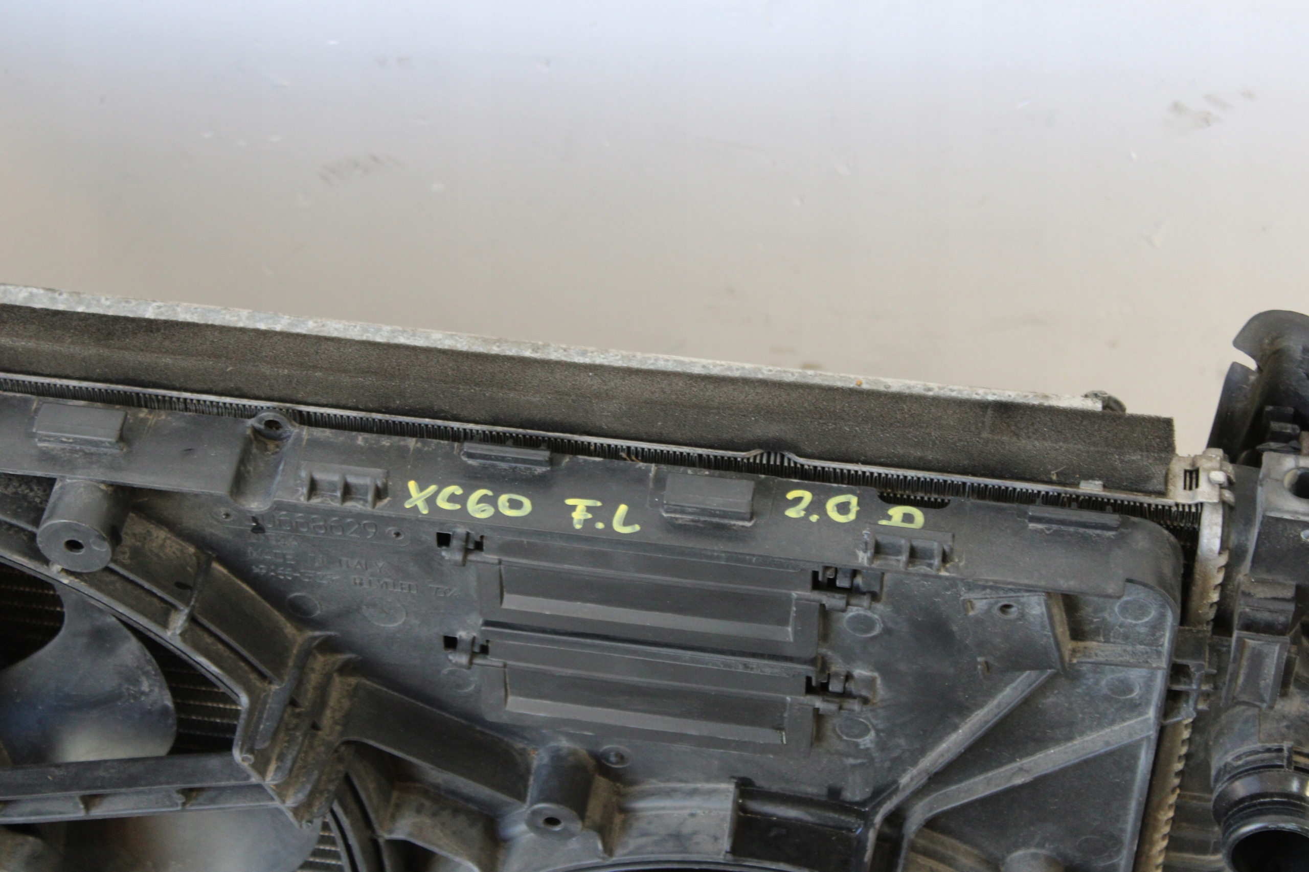 support panel for radiators pillar radiator fans VOLVO XC60 LIFT 2016 2,0D