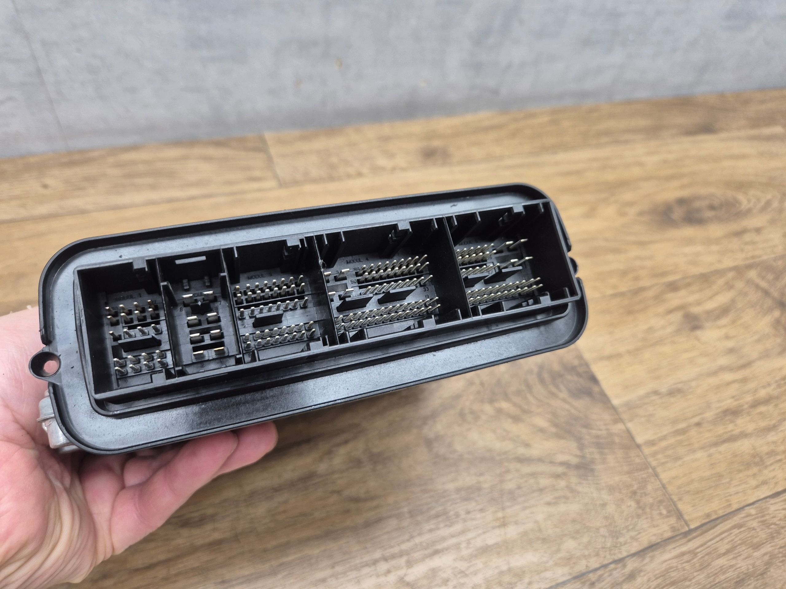 BMW computer control unit of the engine DDE N57D30B 313KM 3.0D DIESEL 8572458