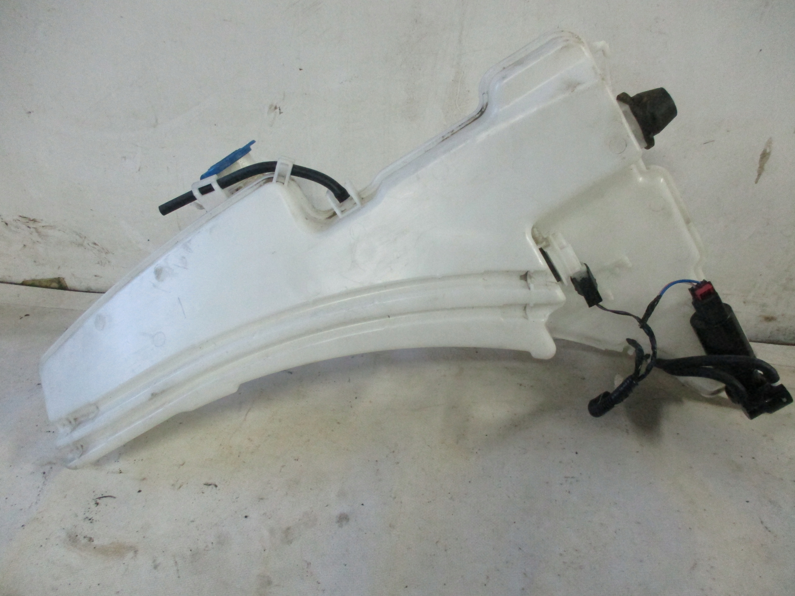 бачок омывателя Range Rover Evoque II 2 20r K8D2-17B613-B