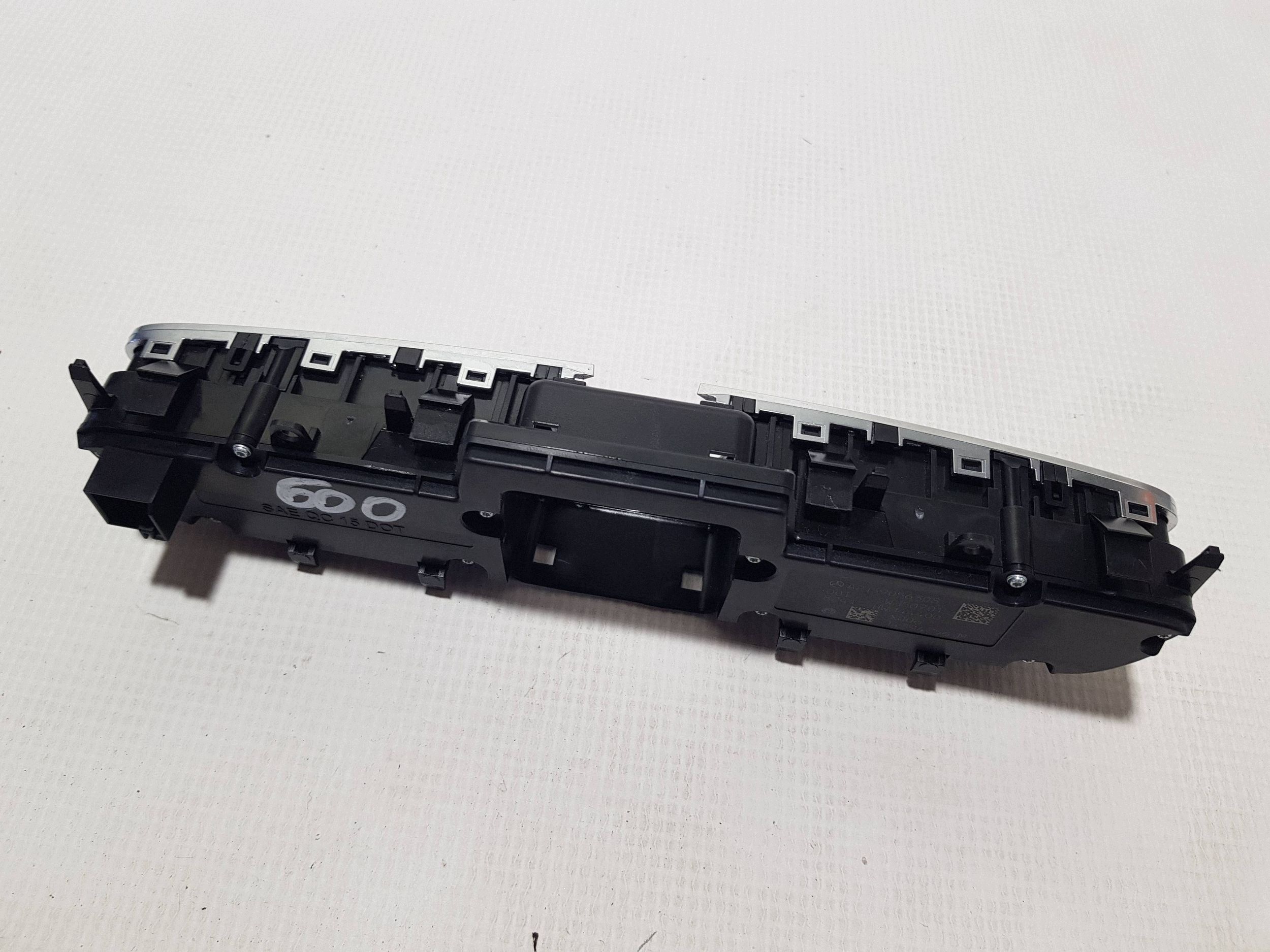 control panel RADIA MERCEDES E-KLASA W213 A2139056308
