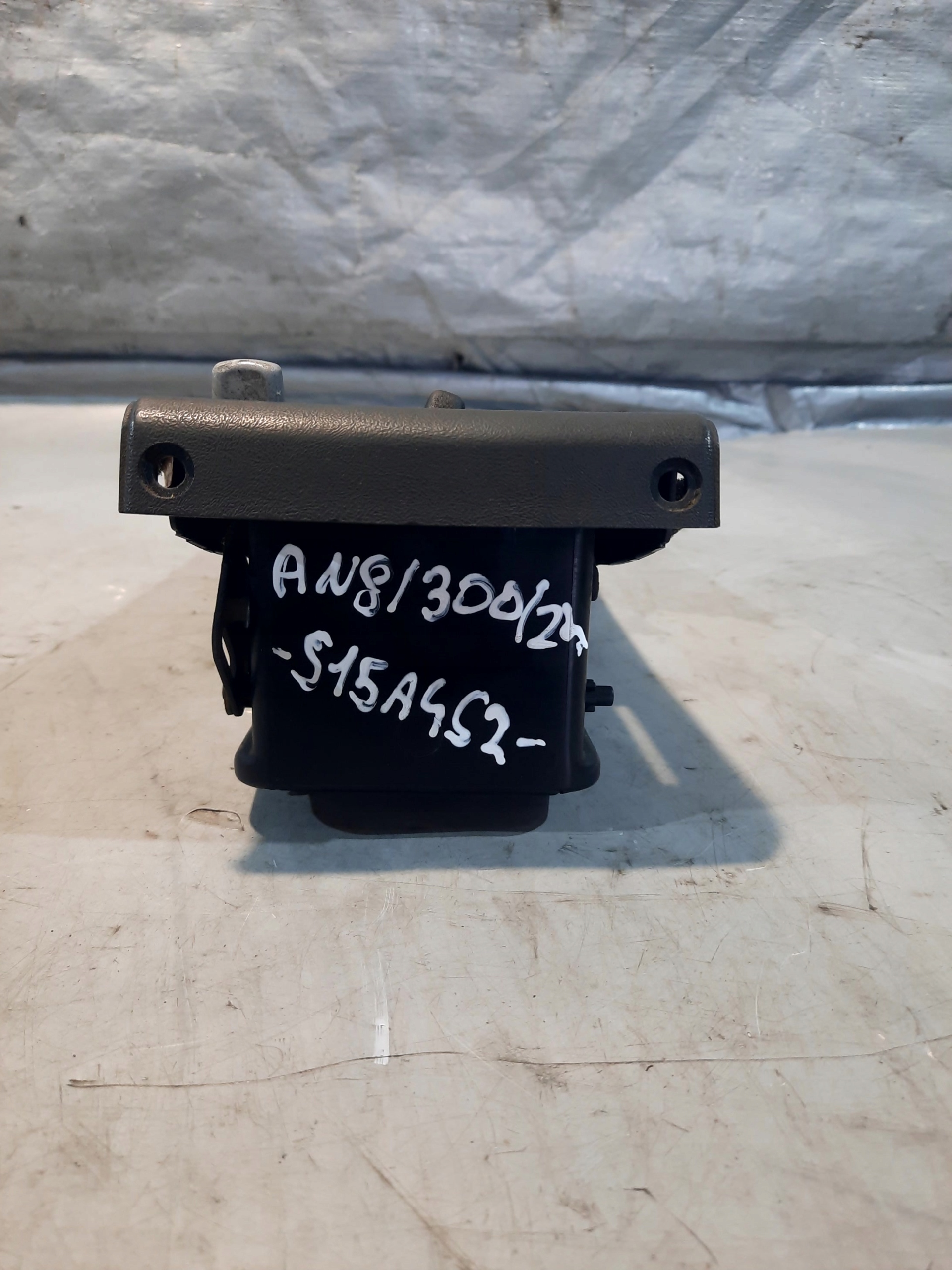 PANEL Commandes SCANIA 4 P94 BD4X2NA 2000r 1110904