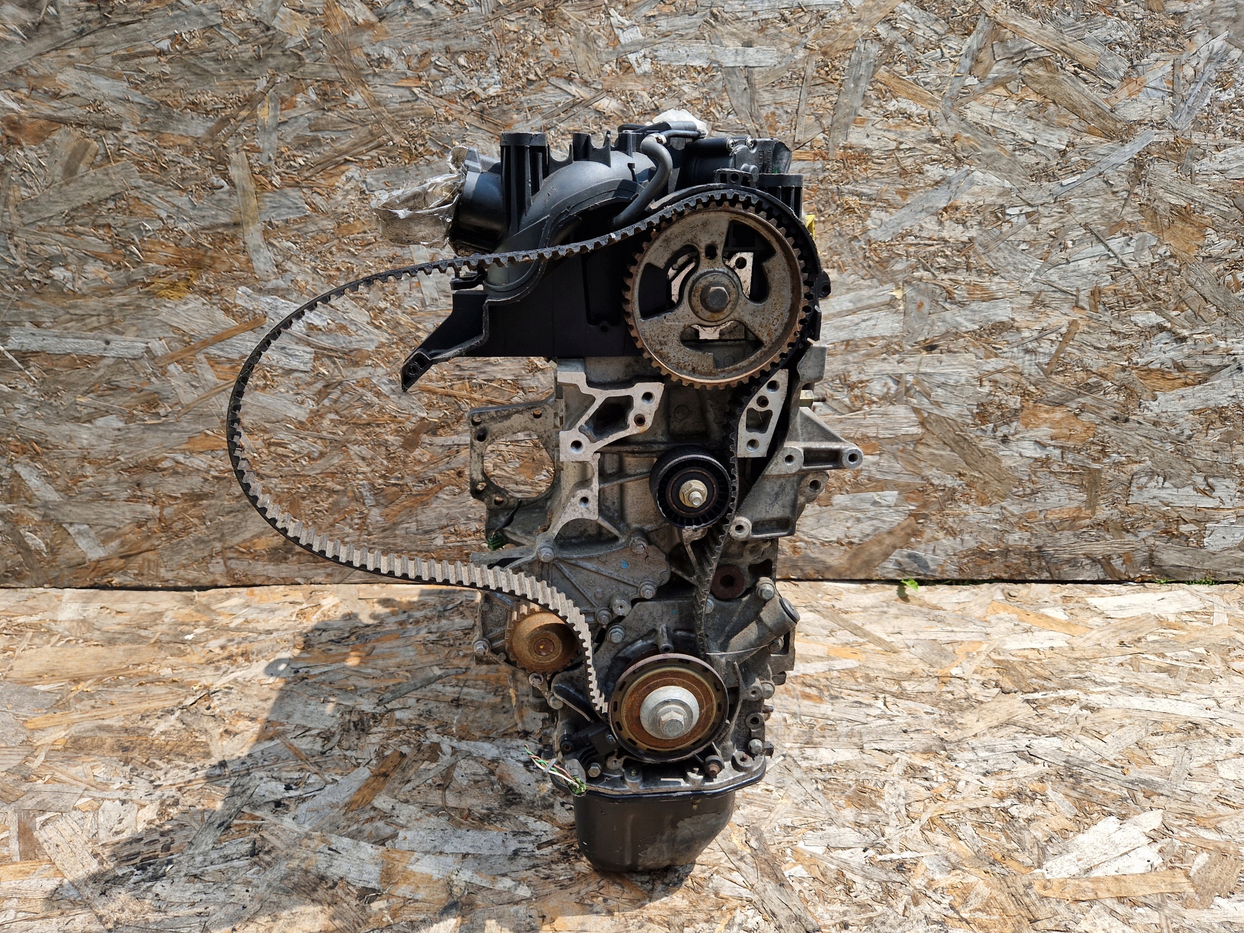 engine unprotected pillar CITROEN C3 1.4HDI 10FD67