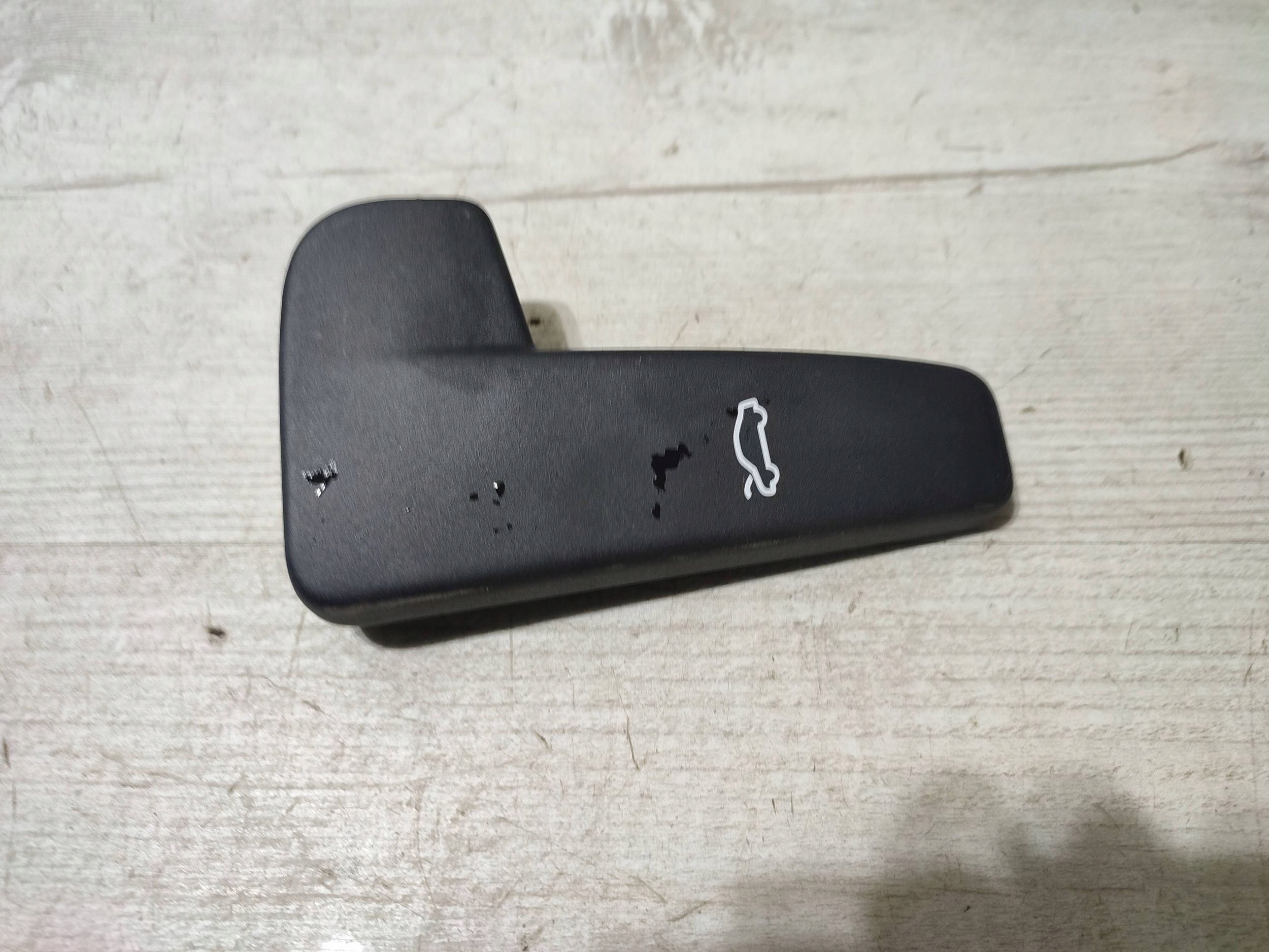 Volkswagen Touran III 2020 handle bonnets
