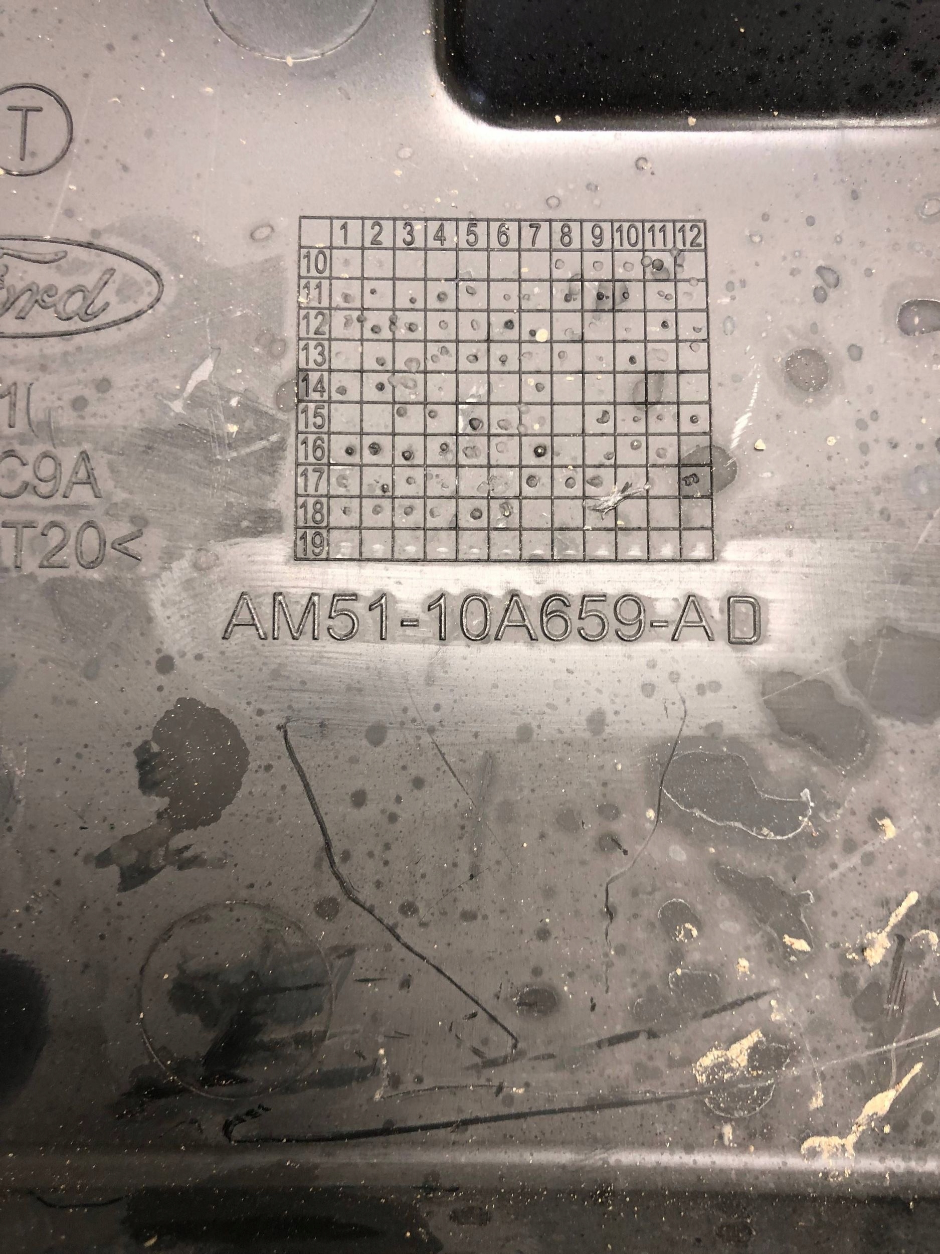 Abdeckung AKUMULATORA FORD KUGA MK2 LIFT AM51-10A659-AD