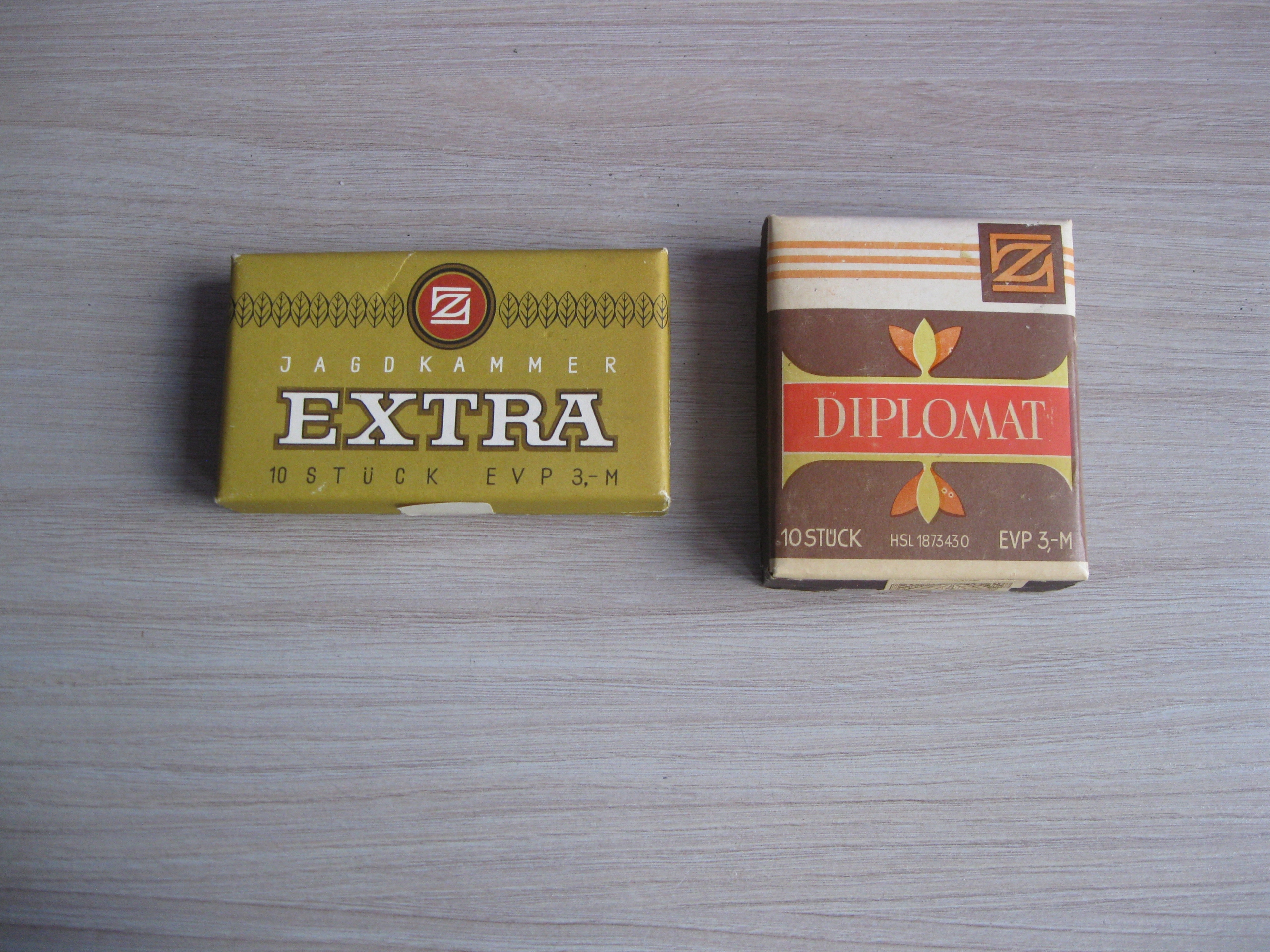 Stare opakowania - DIPLOMAT, JAGDKAMMER-EXTRA - DDR NRD