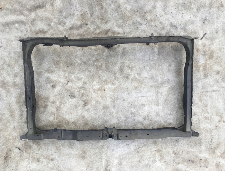 TOYOTA RAV lV,4,2012R,PAS PRZEDNI,PRZÓD