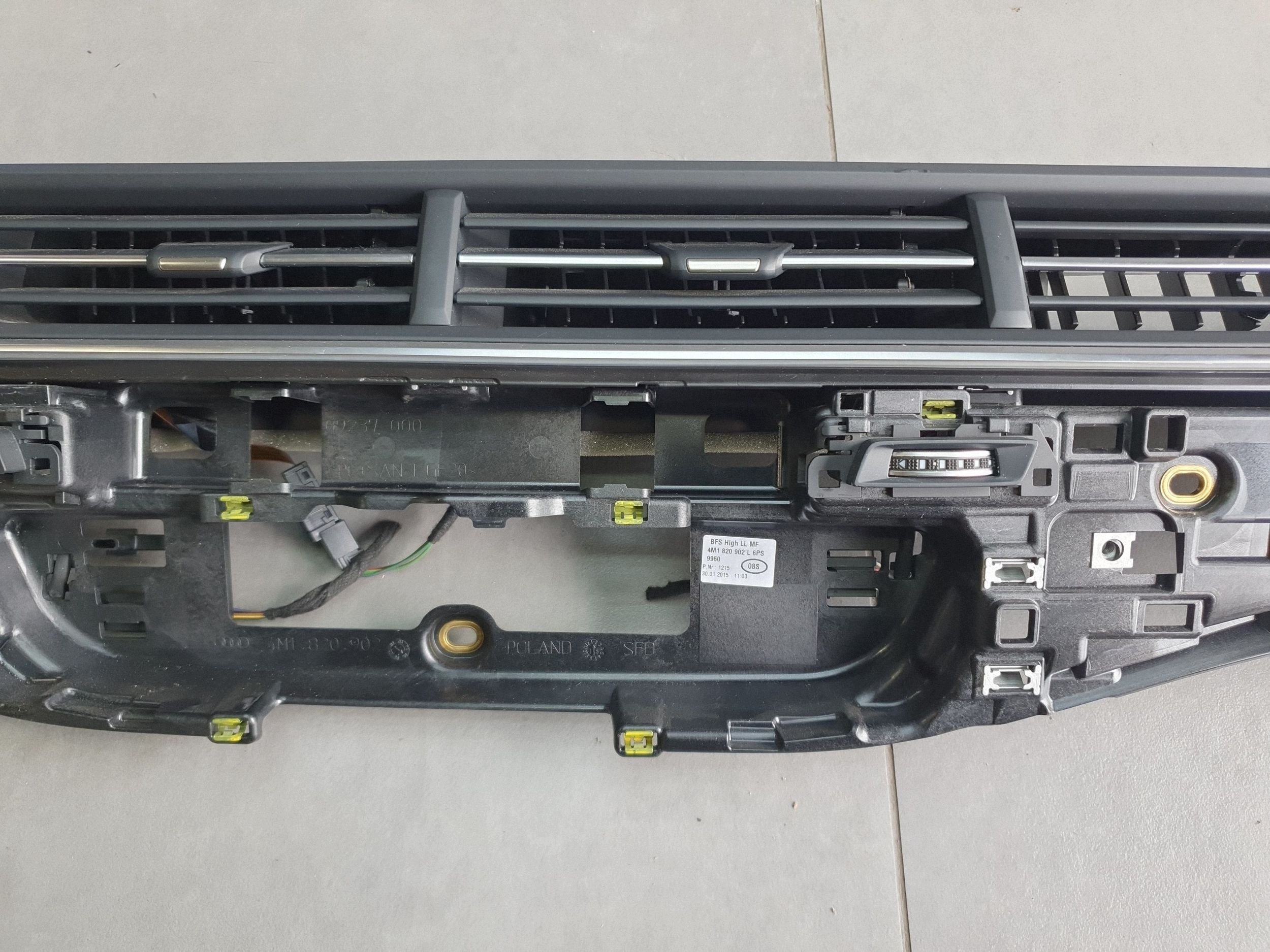 Audi Q7 4M lišta kratki klími 4M1820902L