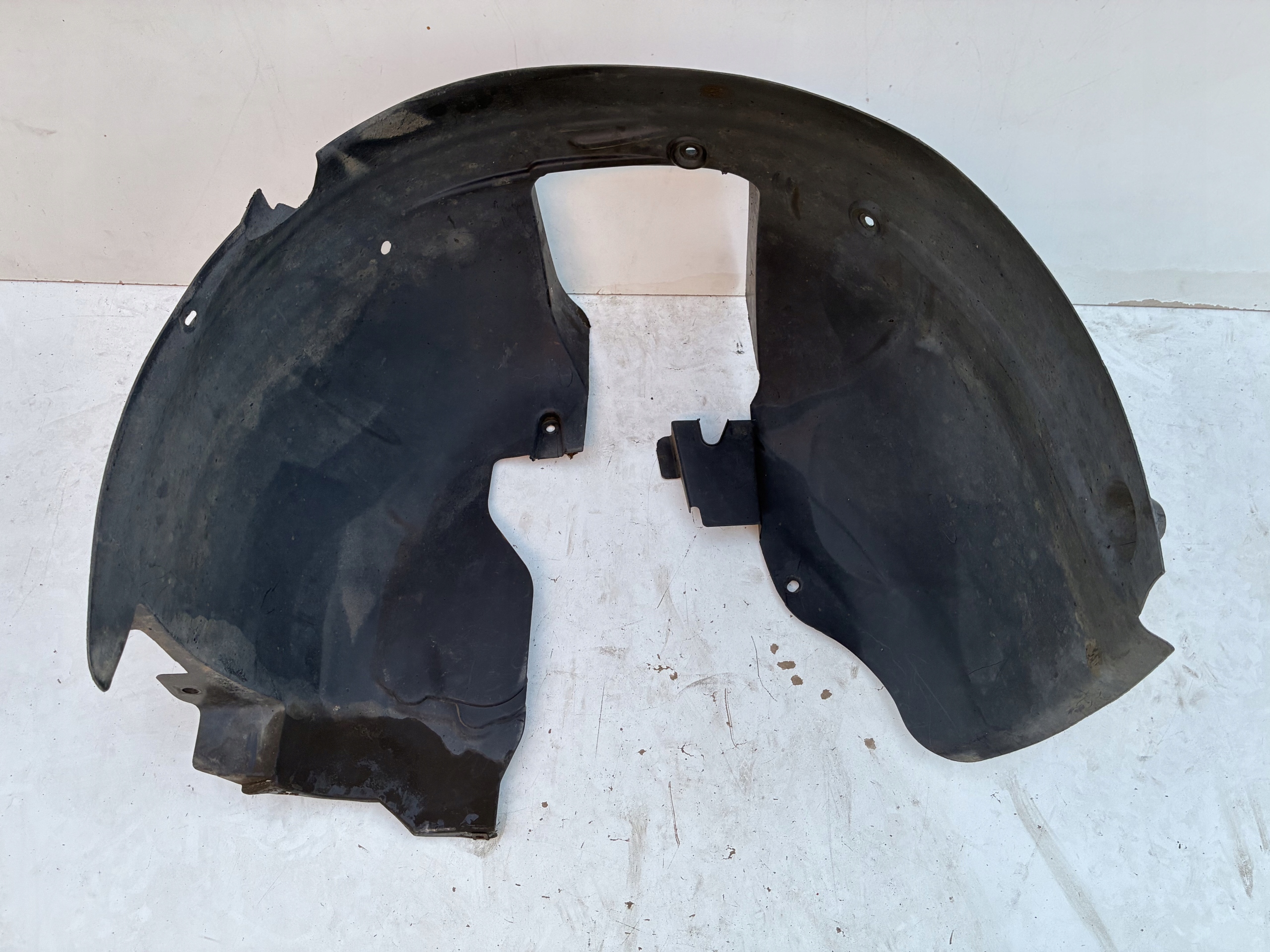 mudguard left front front Citroen C4 Picasso 06-13r. ==OEM==