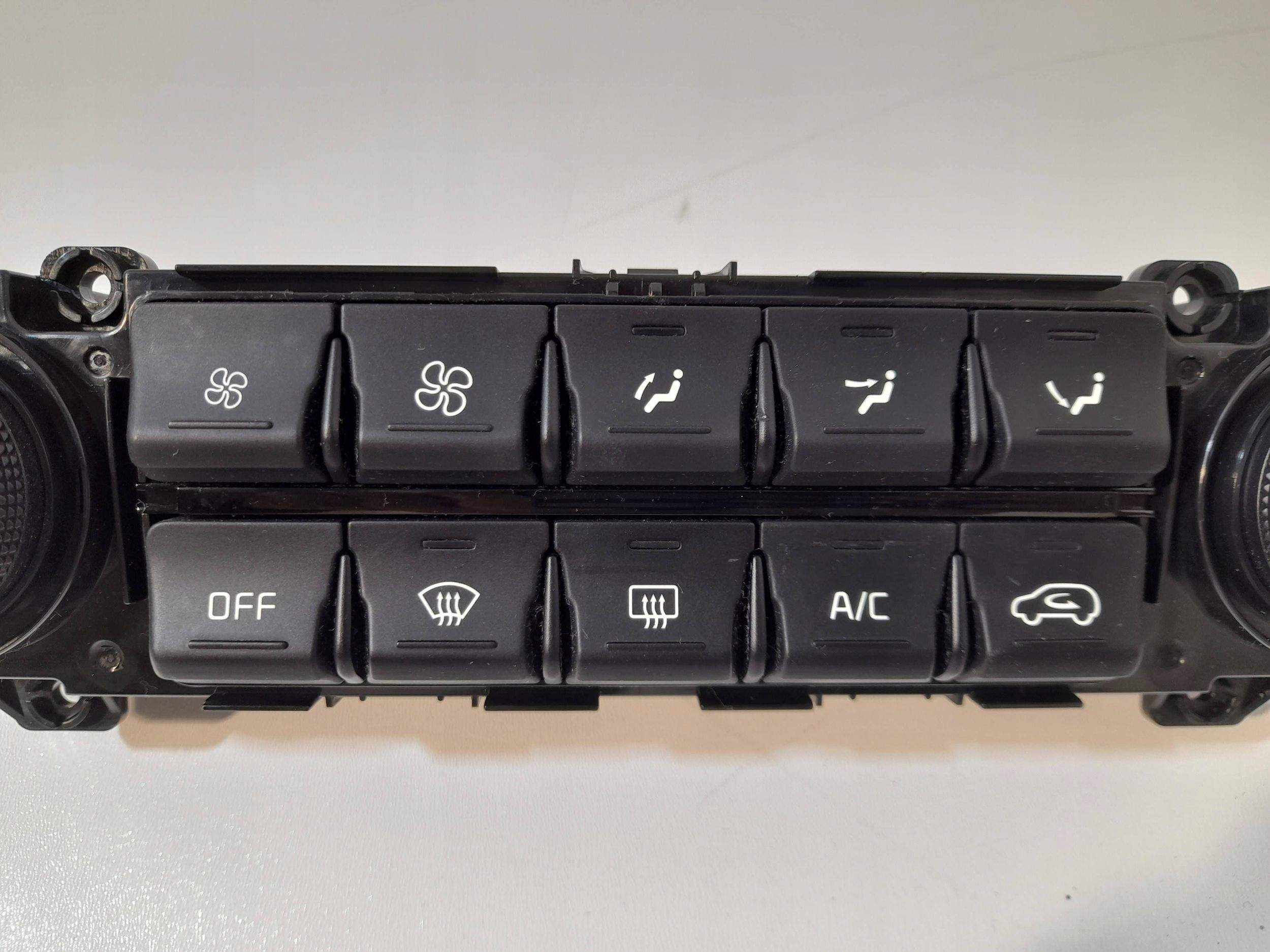 Kia Sportage QL Unite commande clima 97250F1CB0FHV (R706)