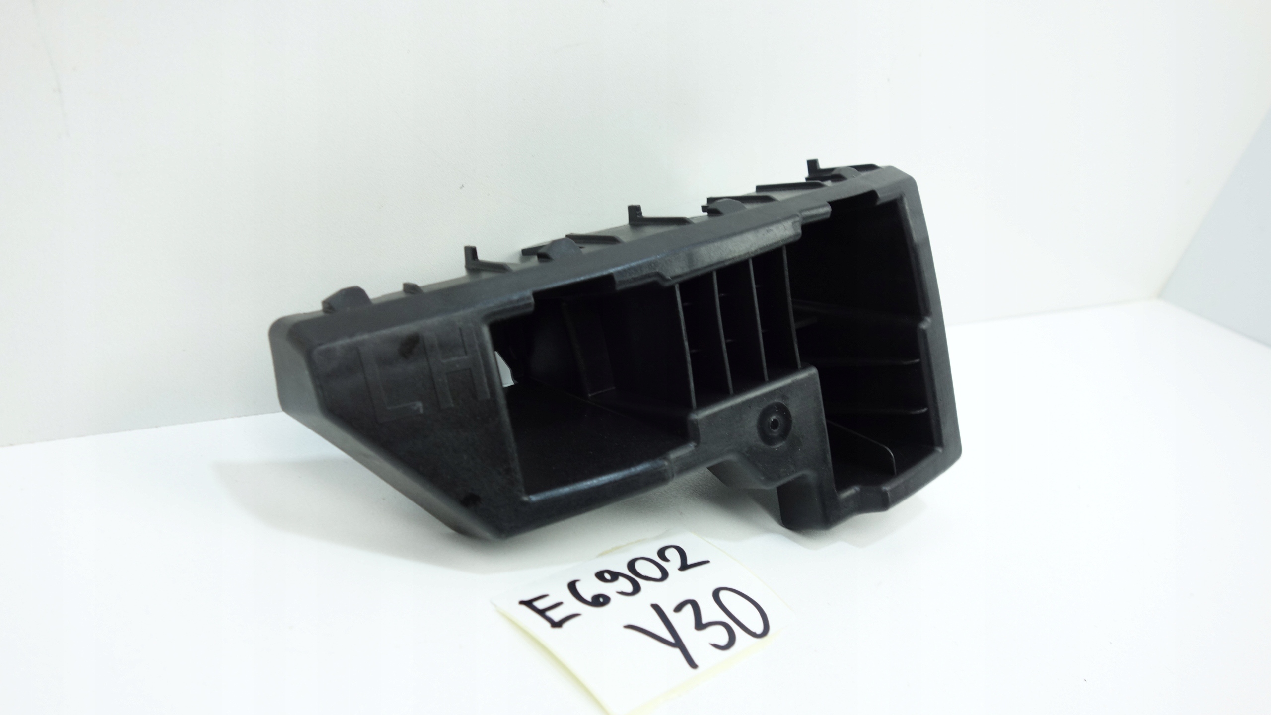 HYUNDAI KONA II EV bumper bracket left rear part 23- 86653-HF000