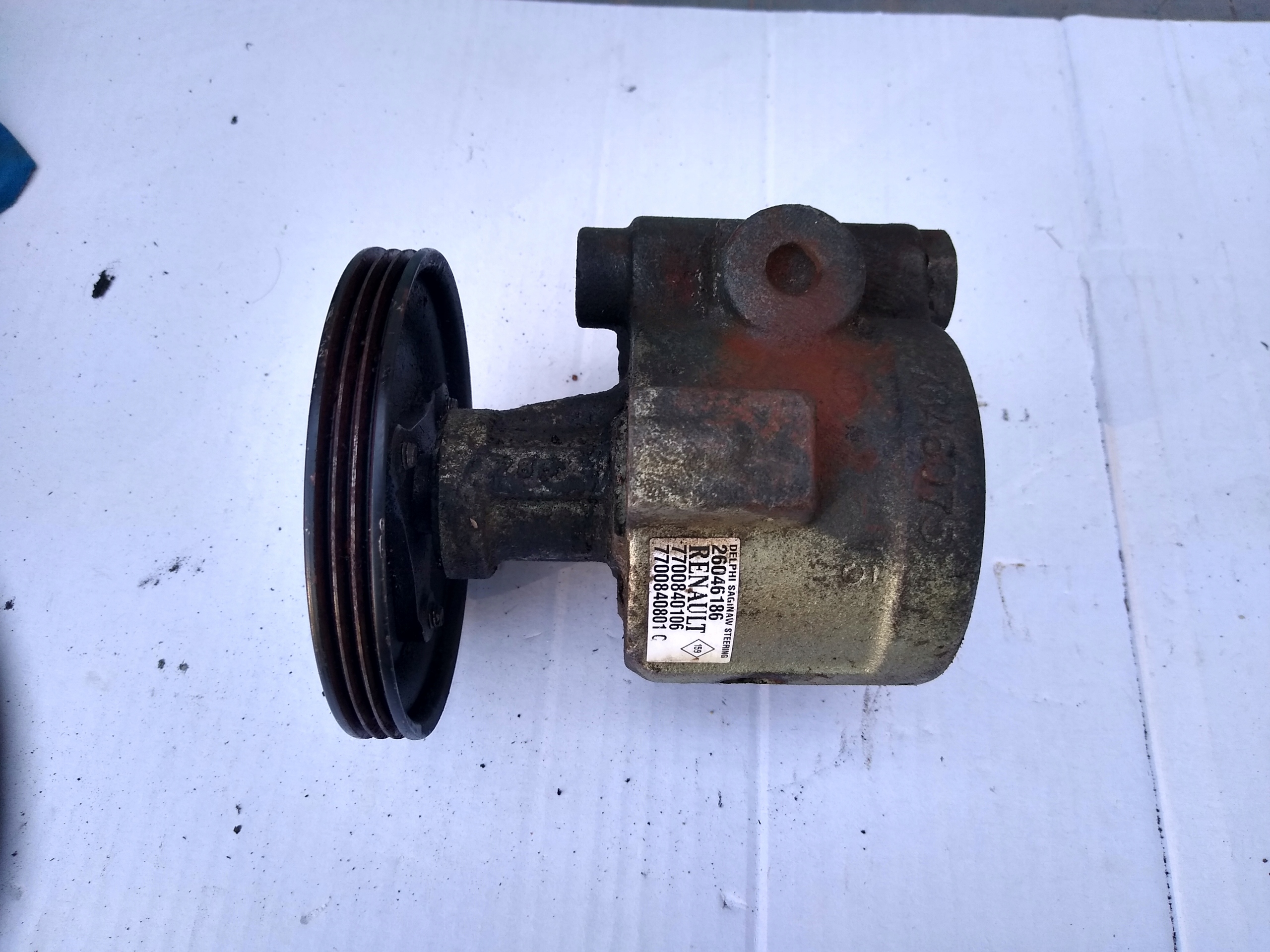 servo pump RENAULT 26046186