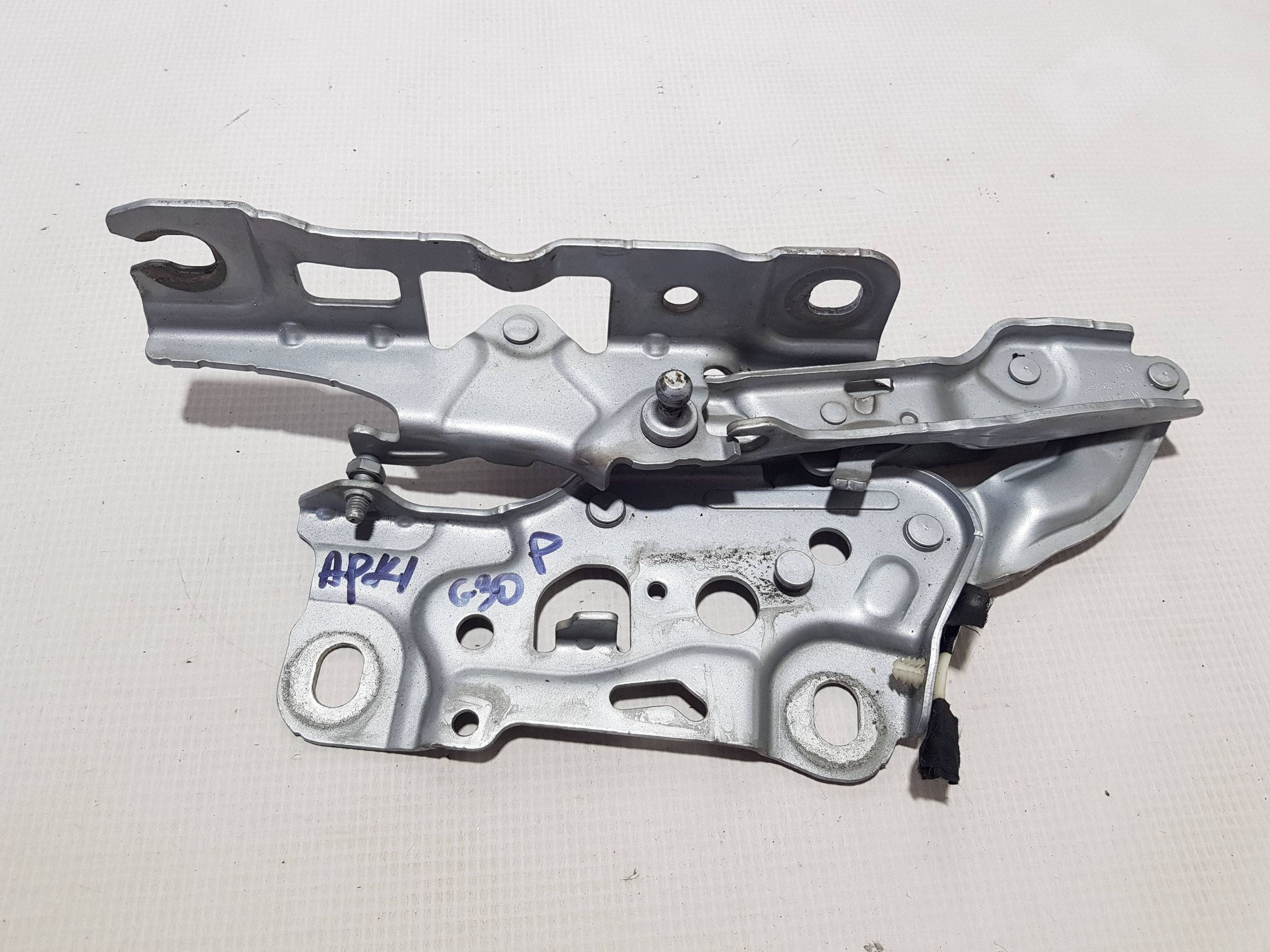 hinge bonnets right front front BMW 5 G30 G31 7347408